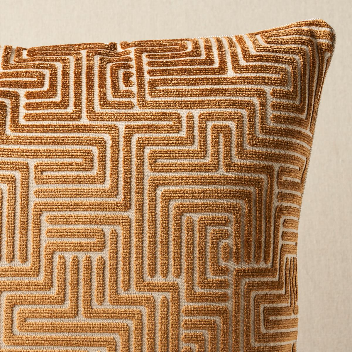 This pillow features Lisboa Velvet. This unique, labyrinthine pattern was inspired by Portuguese tilework. Its winding, linear motif has a striking, large scale and a subtle, metallic sheen. Pillow is finished with a welt in Gustave Silk Lip Cord.