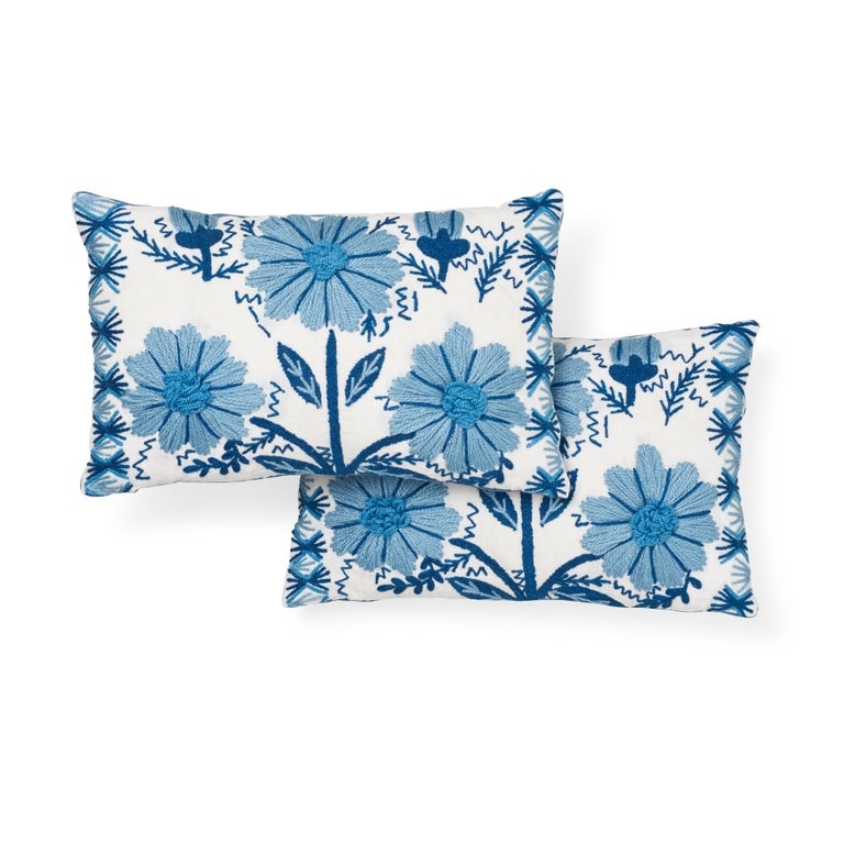 Marguerite Embroidery Decorative Throw Pillow Cover 18“ Blue White 