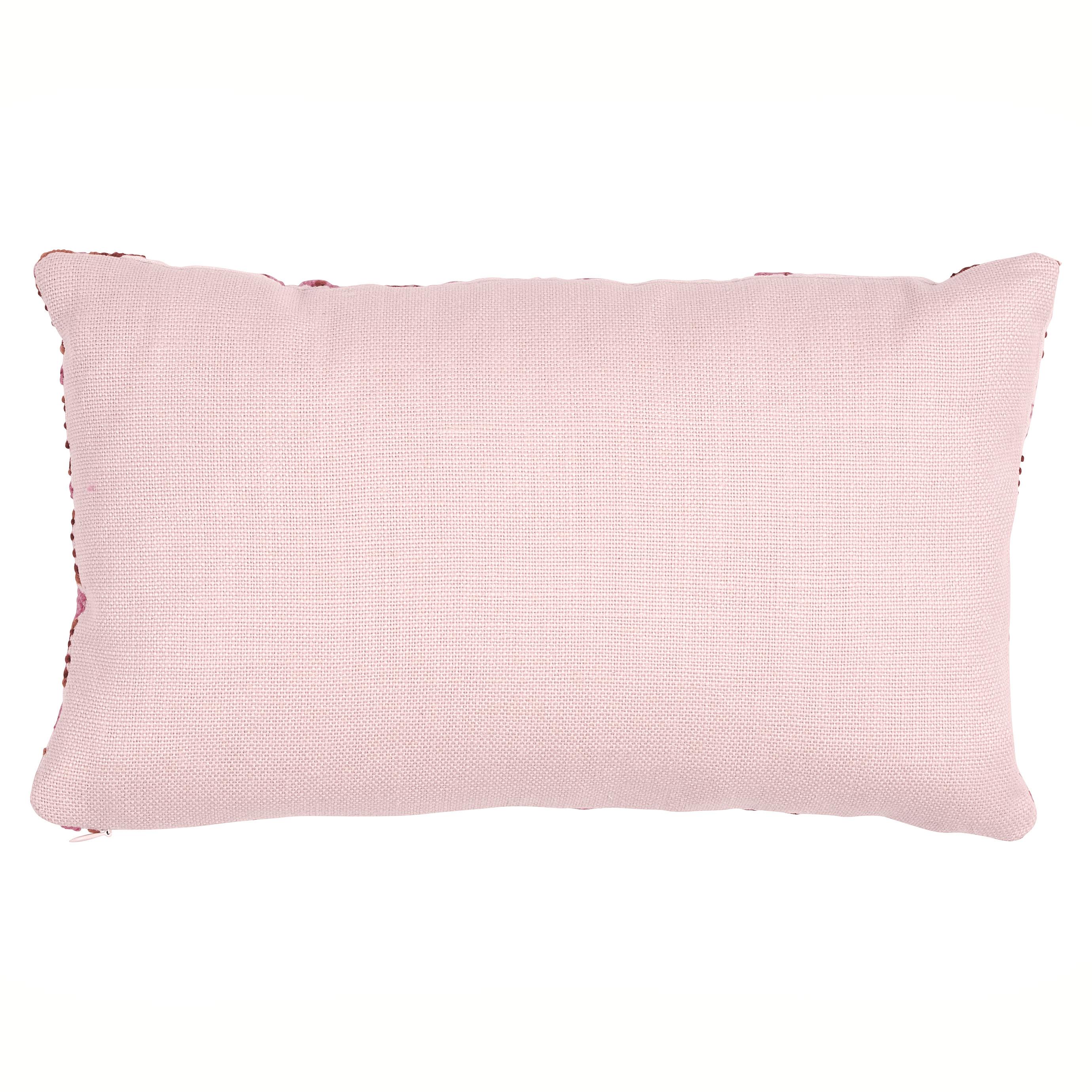 This pillow features Marguerite Embroidery with a knife edge finish. Happy and humble, Marguerite Embroidery features a hand-stitched floral design on a linen ground. Subtle irregularities in the wool yarns create dimension and quaint charm. Pillow