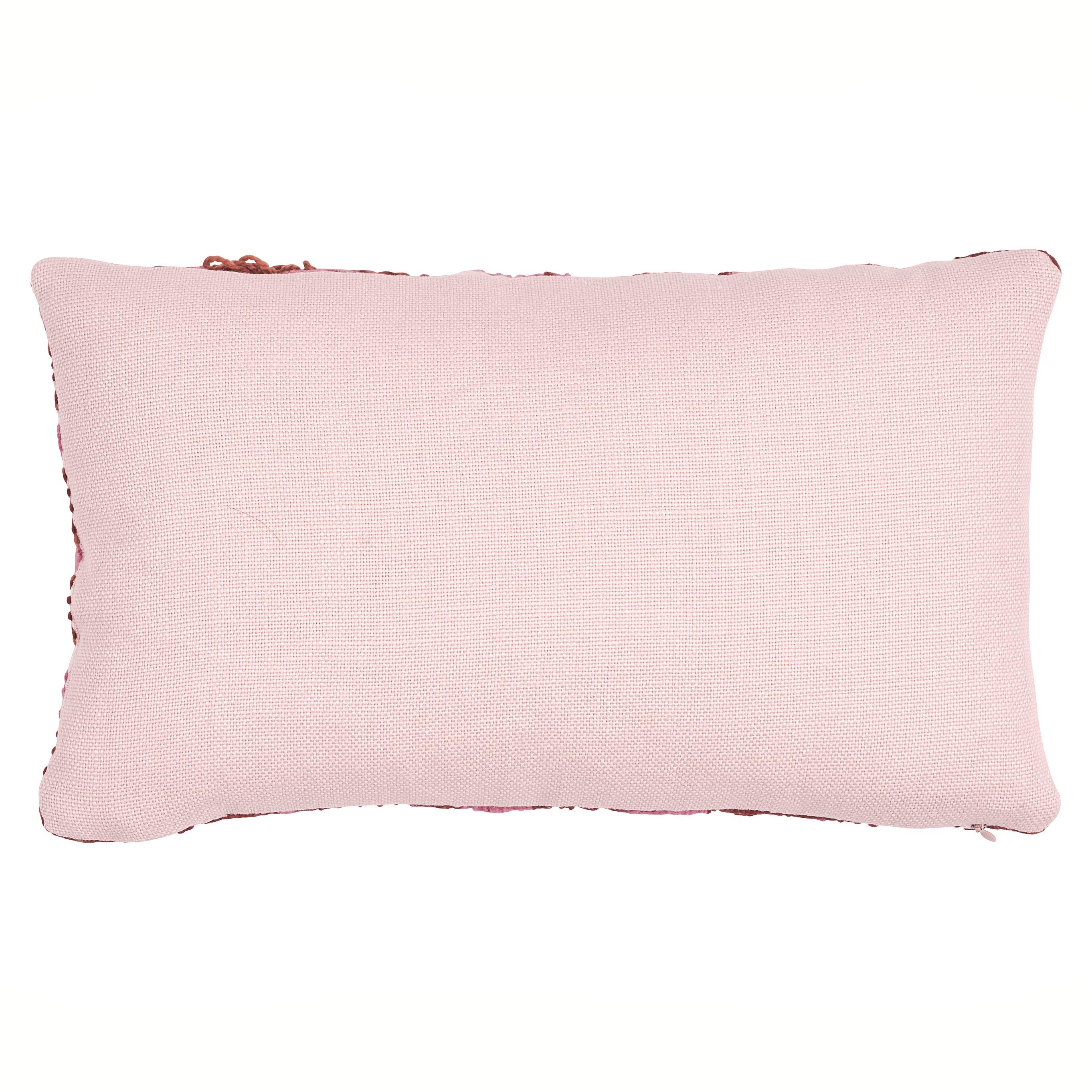 This pillow features Marguerite Embroidery with a knife edge finish. Happy and humble, Marguerite Embroidery features a hand-stitched floral design on a linen ground. Subtle irregularities in the wool yarns create dimension and quaint charm. Pillow