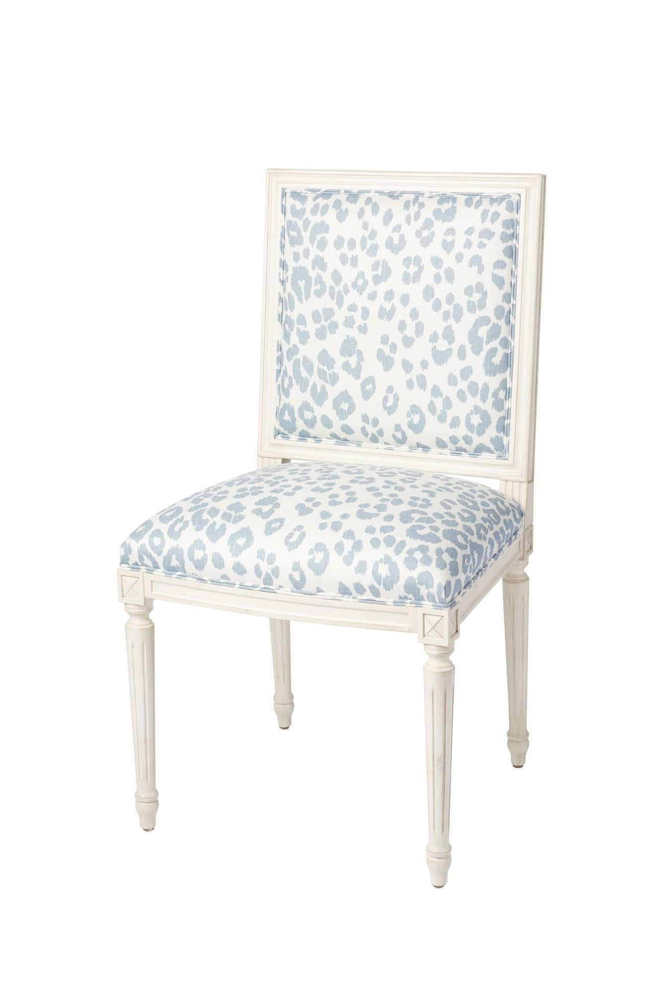 Schumacher Marie Therese Iconic Leopard Blue Hand-Carved Beechwood Side Chair  3