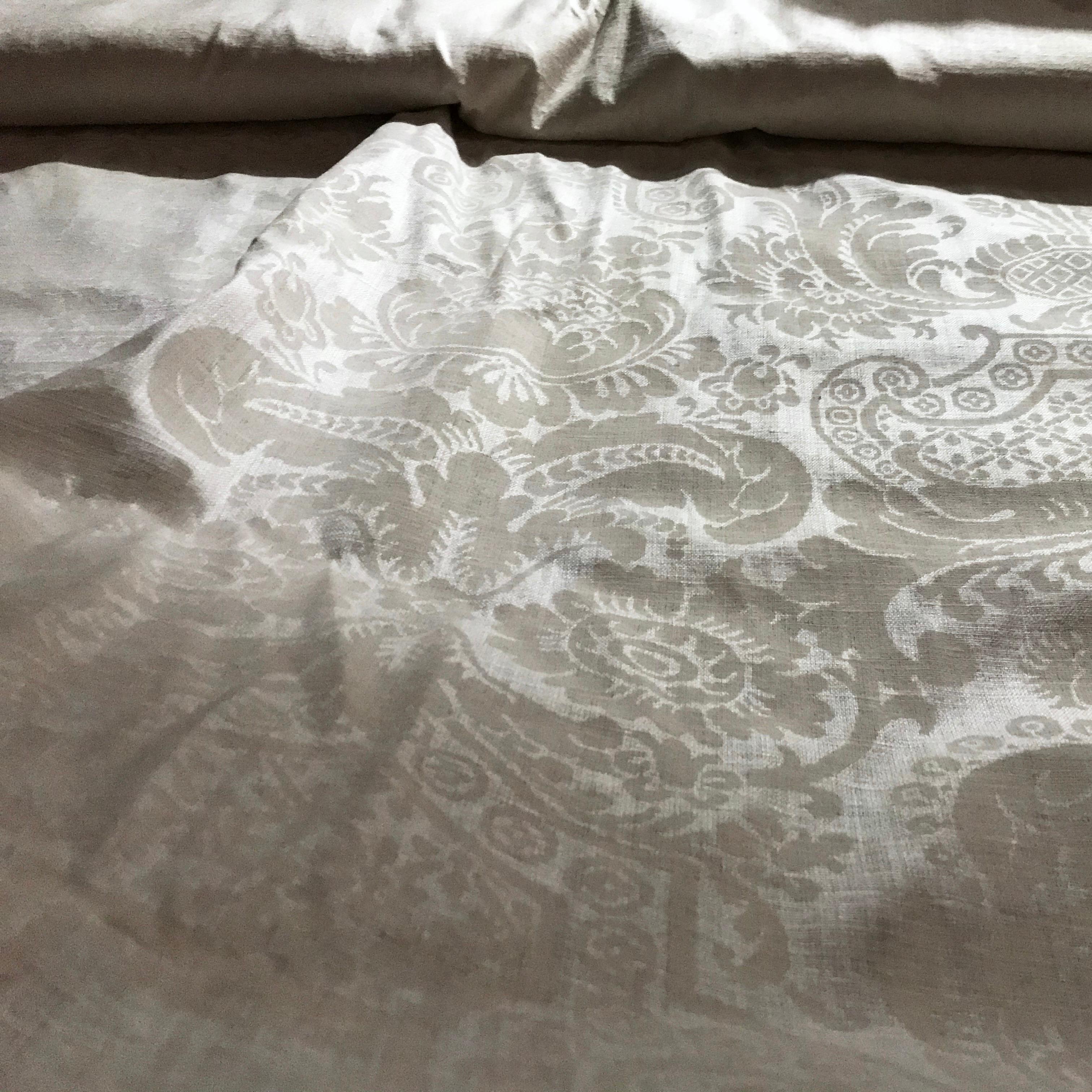 Schumacher Padova ivory silk damask 174600 upholstery fabric. Measures: 52
