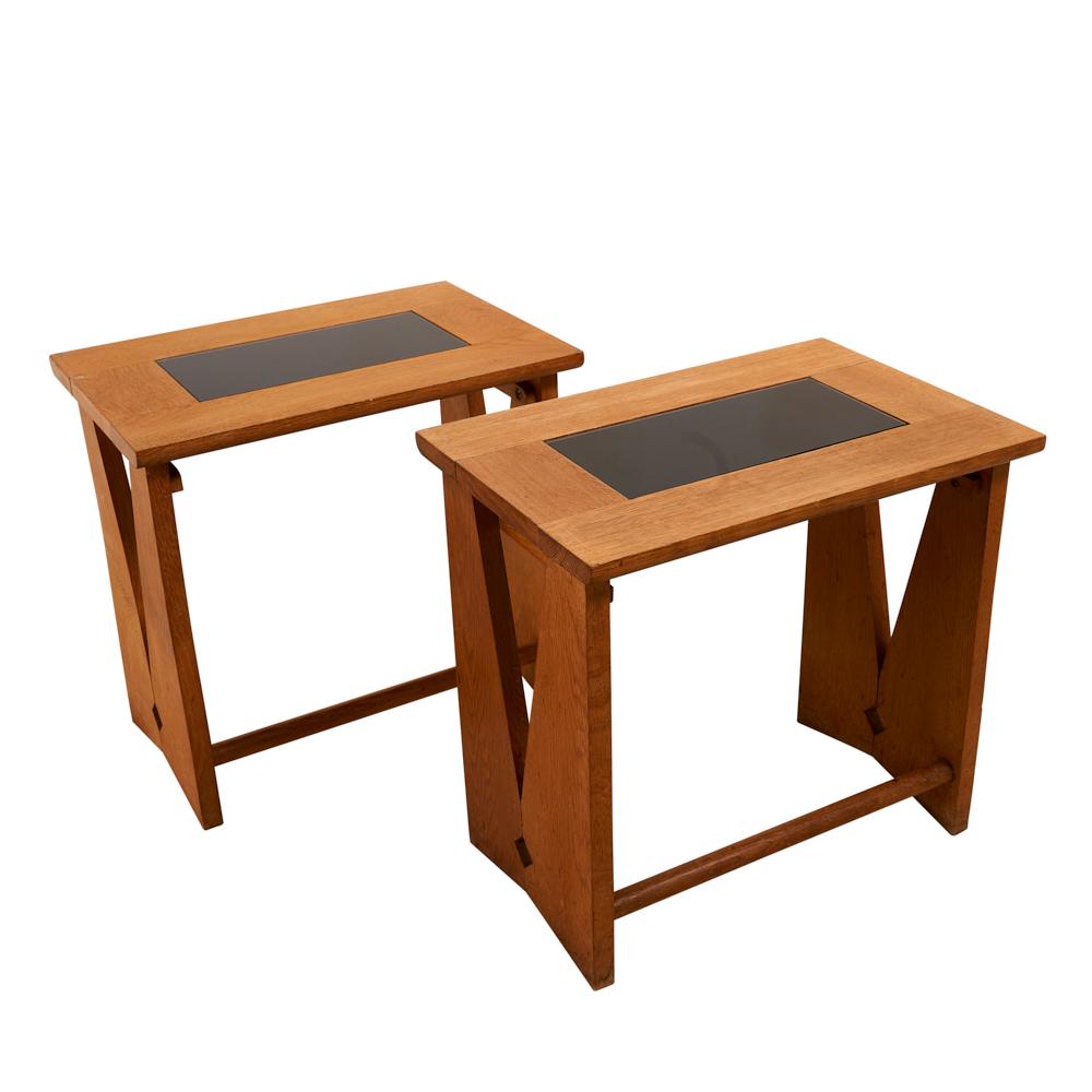 Mid-Century Modern Schumacher Pair of Oak Side Tables by Guillerme & Chambron, Votre Maison Edition