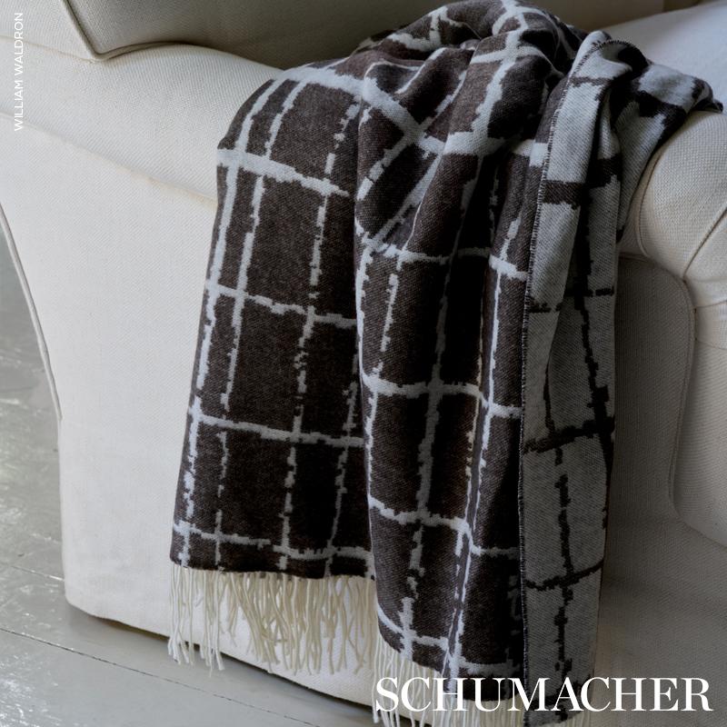 italien Schumacher - Plaid en marron en vente