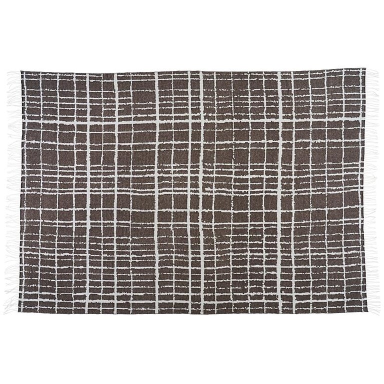Schumacher Plaid Throw in Brown In Excellent Condition For Sale In New York, NY