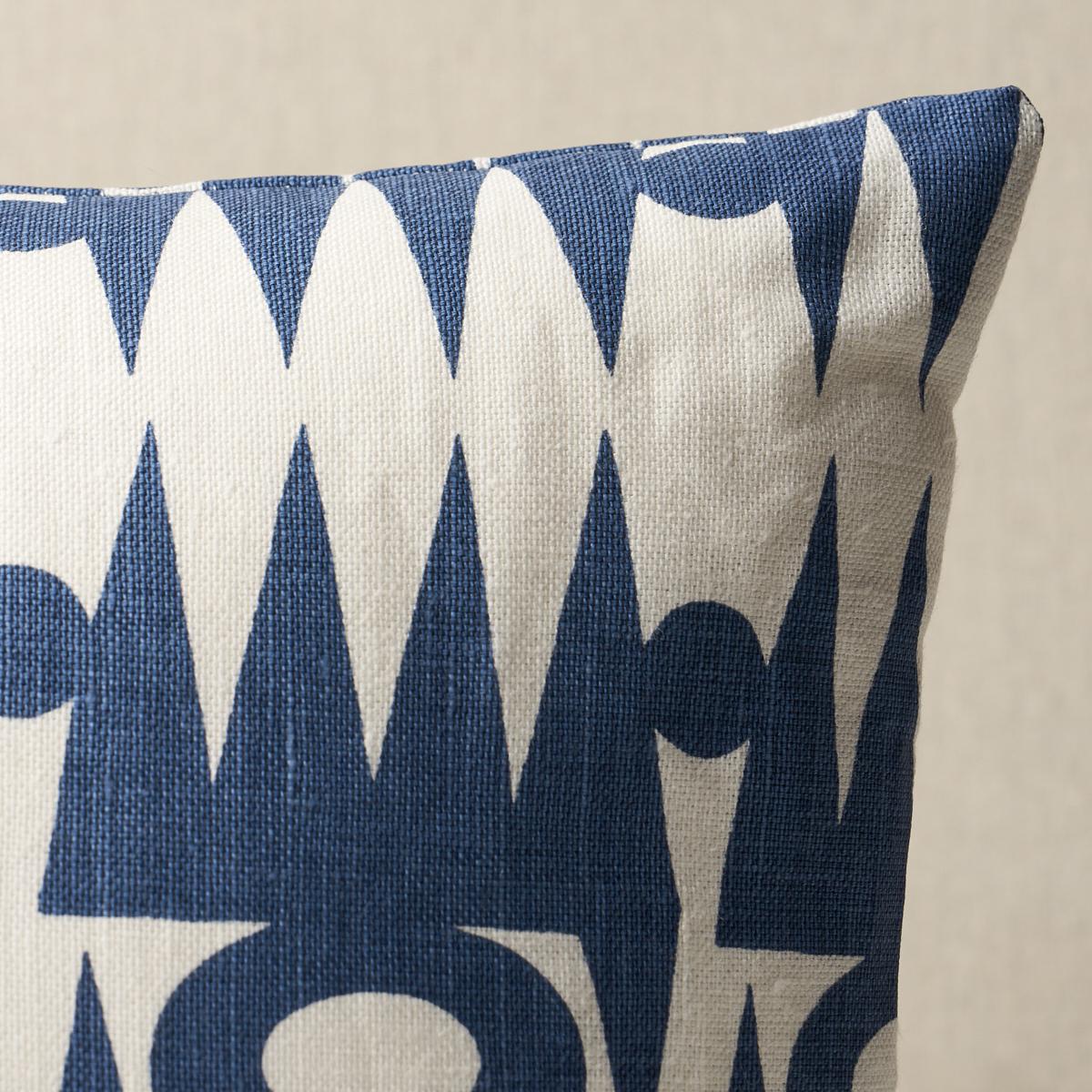 This pillow features Ra by Drusus Tabor with a knife edge finish. Created in collaboration with Drusus Tabor and named for the Egyptian sun god, Ra is a dynamic geometric design that creates a vertical stripe effect. Pillow includes a feather/down