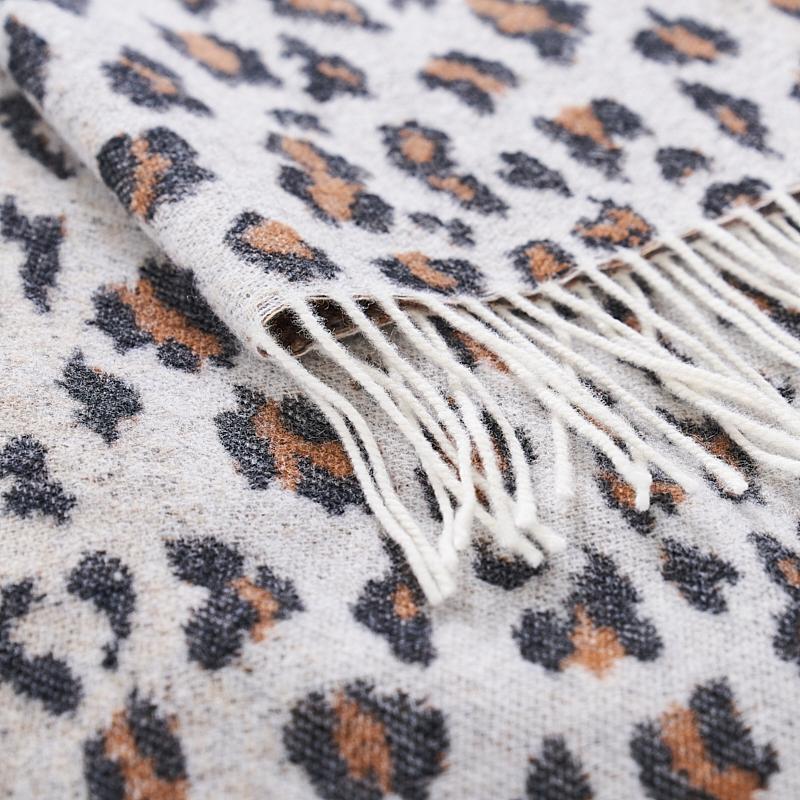 Perennially chic, the divine leopard print on our Safari Epingle Throw, based on a classic Schumacher pattern, is subtle and sophisticated and lets the luxury of the fibers shine. Made from the softest Italian cashmere and merino wool, this