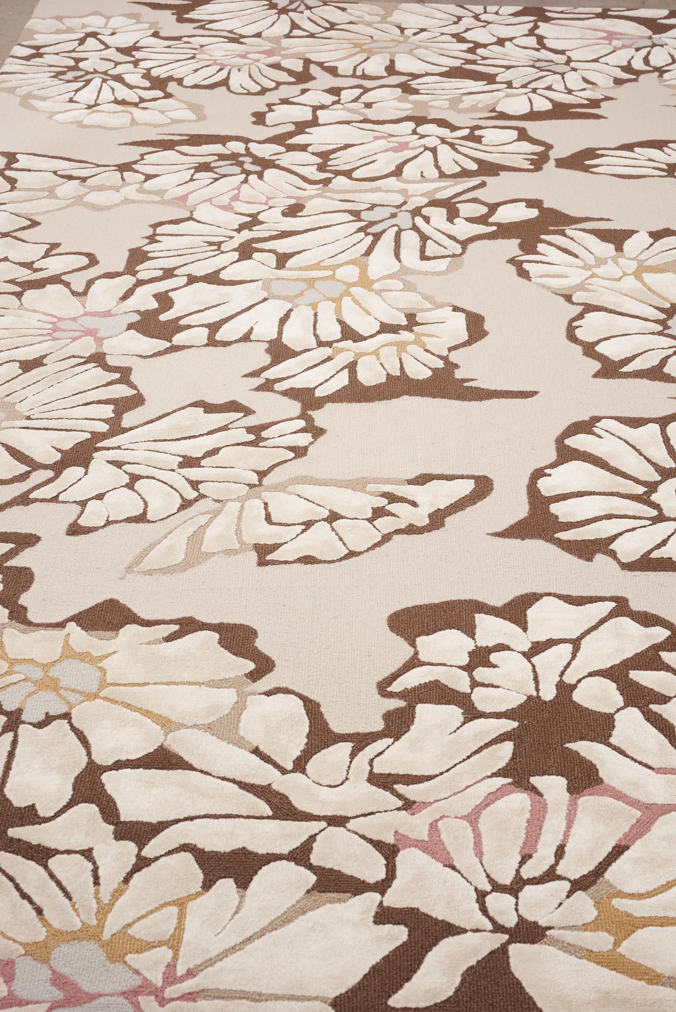 The Retro collection’s atomic-era charm makes for an elegant yet amusing collection of Fine rugs. Hand tufted and made of wool, silk, and viscose, the Retro collection will give you feelings of rose-tinted nostalgia and have you wishing for simpler