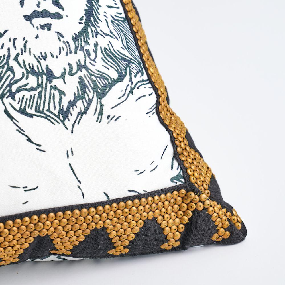 Nord-américain Coussin en toile Tim & Modern de Schumacher en vente