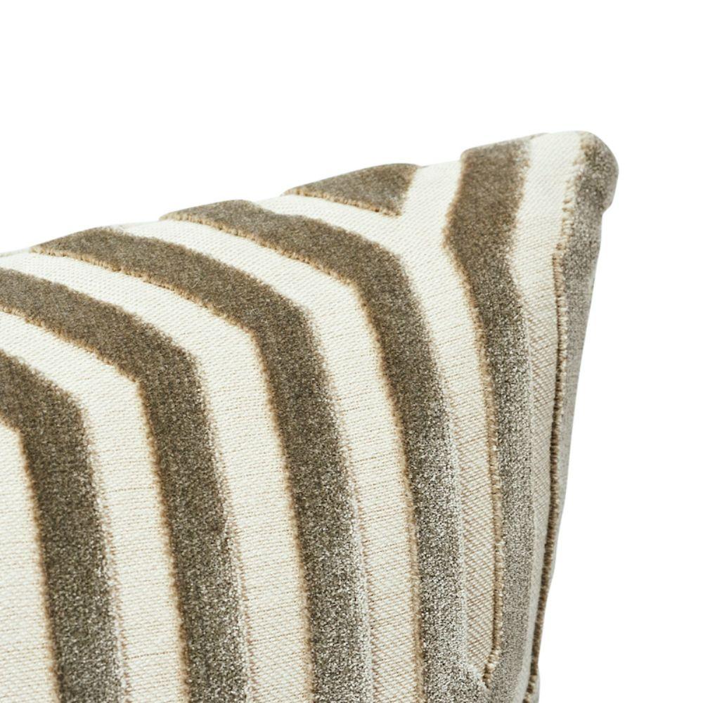 This pillow features Vanderbilt Velvet by Mary McDonald for Schumacher with a knife edge finish. A large-scale, linear design gives this Italian cut velvet fabric a graphic sensibility. The silk-like pile adds extra dimension and a luxurious hand to