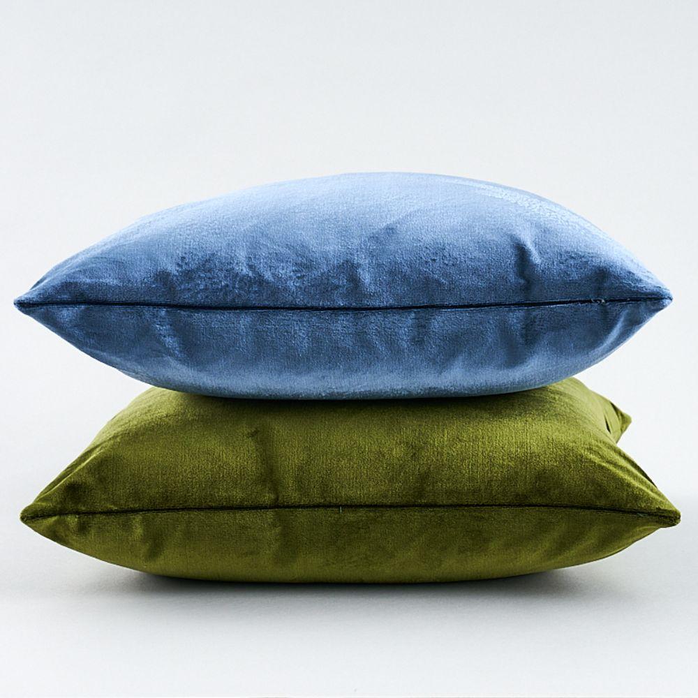 American Classical Schumacher Venetian Silk Velvet 18