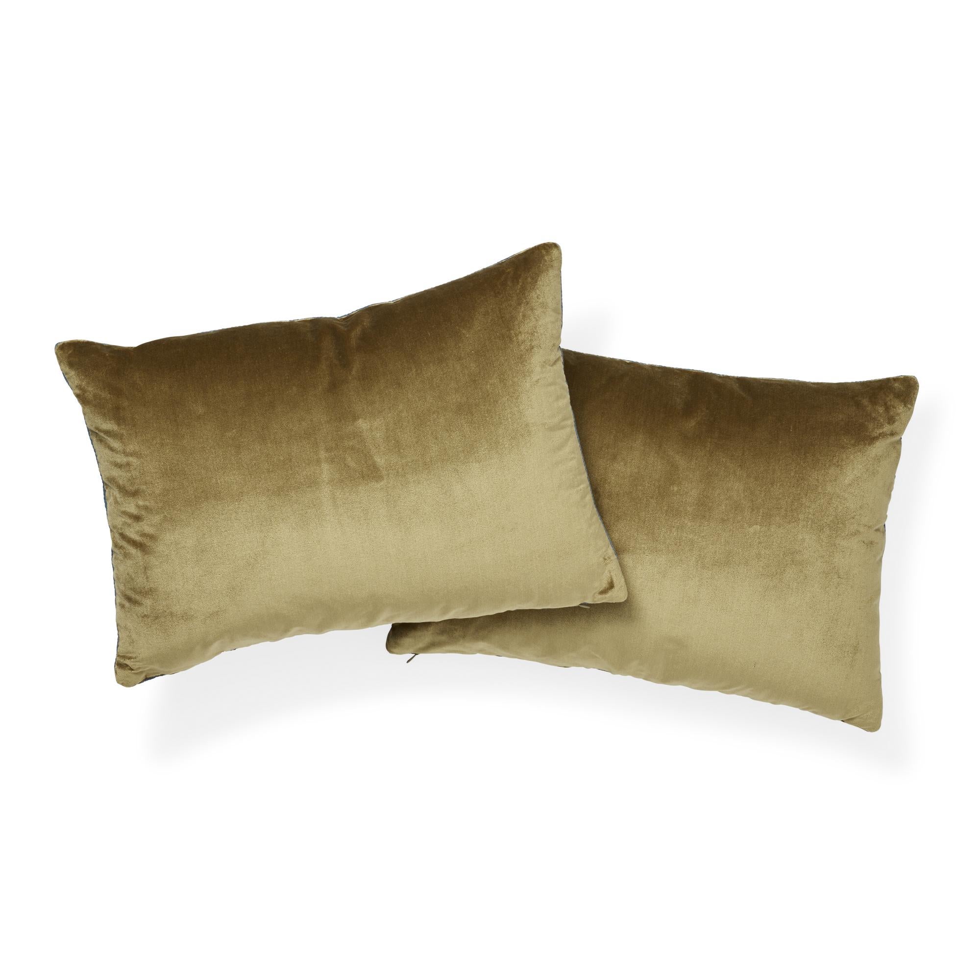 Modern Schumacher Venetian Silk Velvet Hazel Lumbar Pillow For Sale