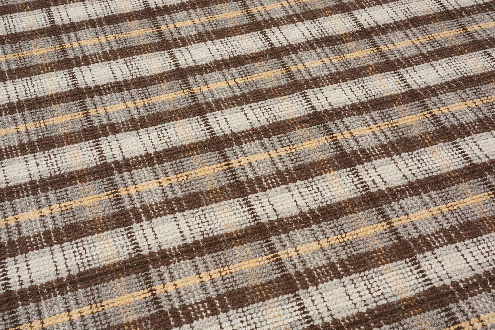 Rugs and floor coverings
Rug pattern: Wilson
Dimensions: 6' x 9'
Fiber content: Wool
Construction: Hand-tufted
Colorway: Bark

Handmade rugs are subject to size variations of up to 3%. Due to variations in dye lots, actual colors are not