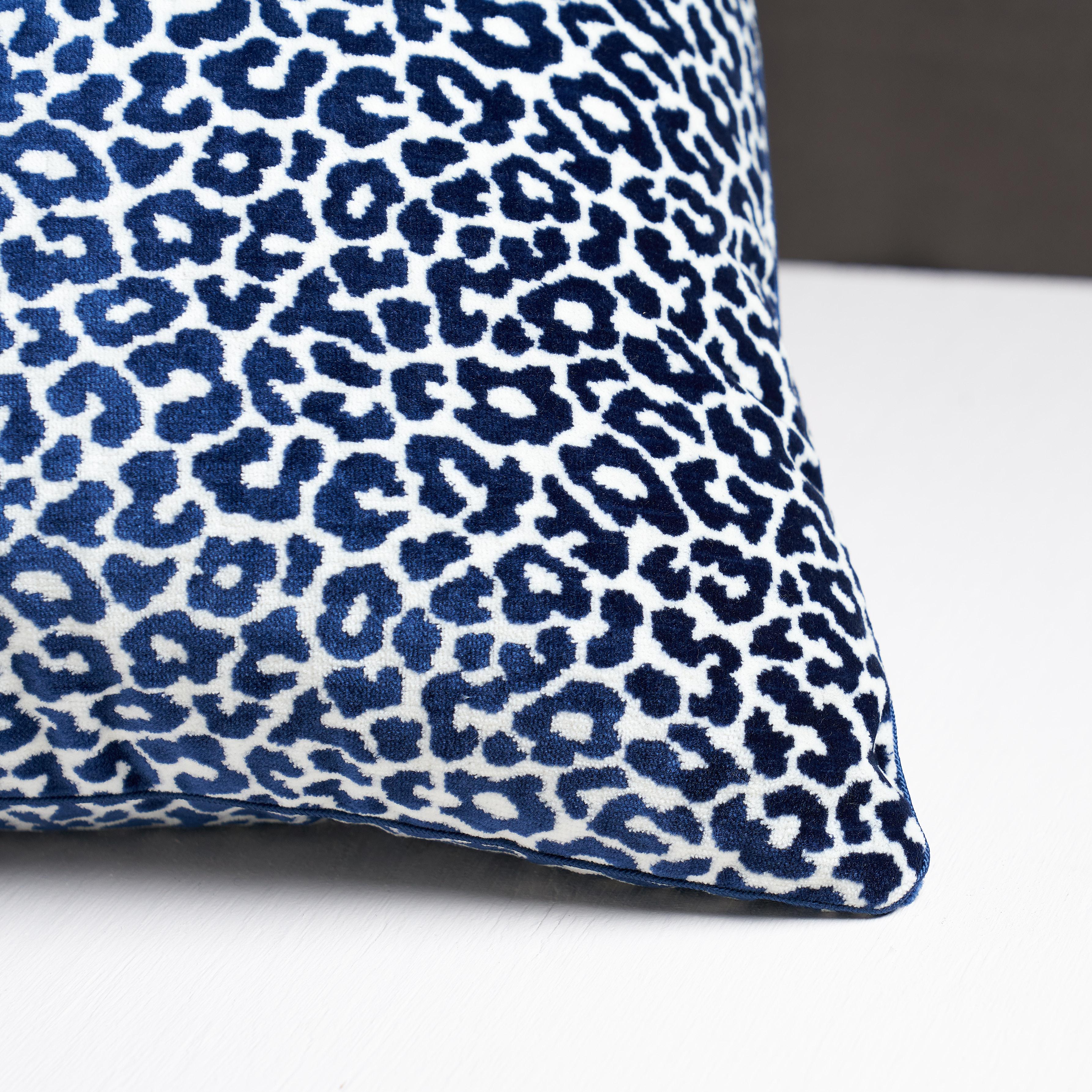 This pillow features Madeleine by Timothy Corrigan for Schumacher. Named for Madeleine Castaing, the iconic French decorator known for her love of leopard prints, small-scale spots and soft pile make this velvet endlessly versatile. Pillow is