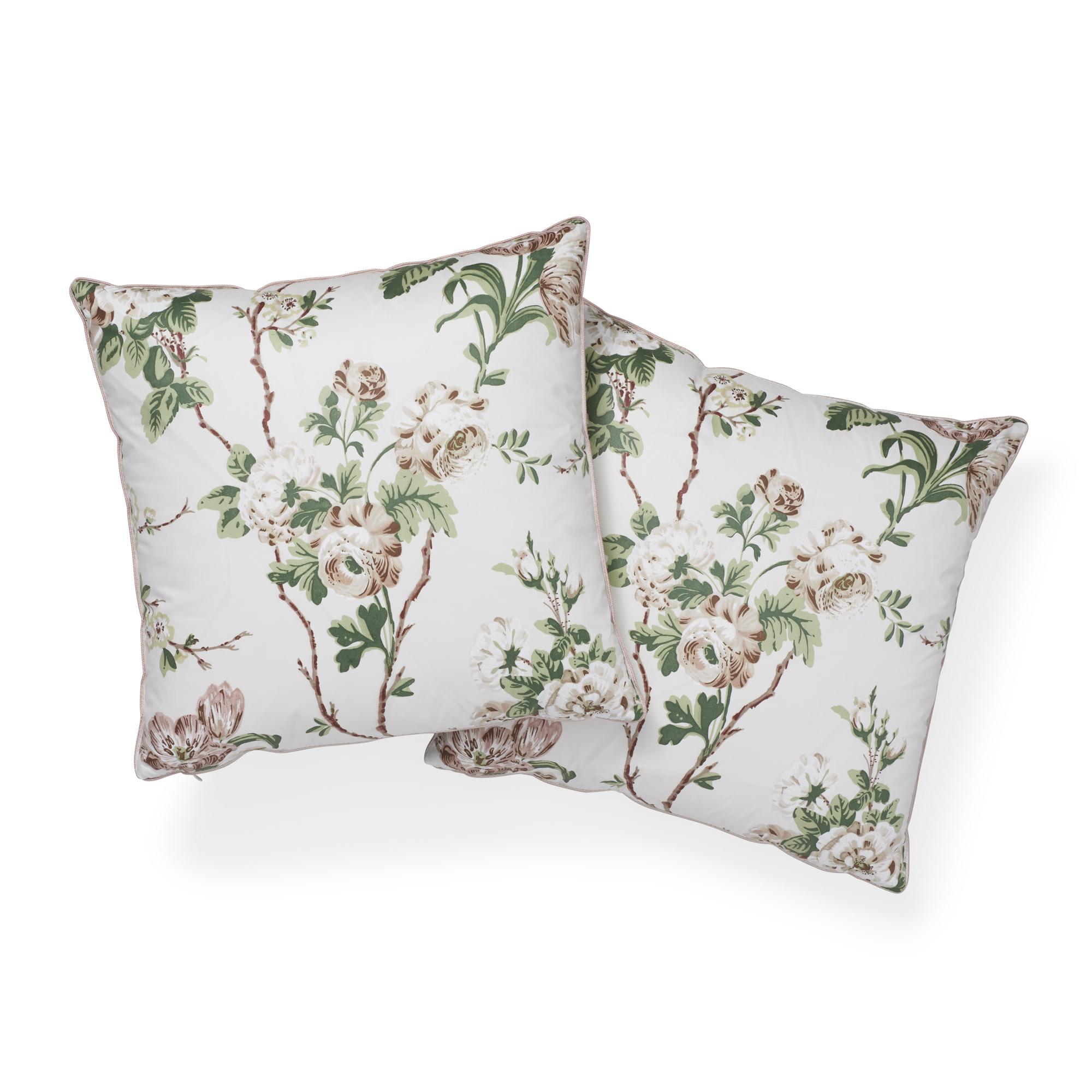 Schumacher X Veere Grenney Betty Chintz Quiet Rosa zweiseitiges Baumwollkissen (Moderne) im Angebot