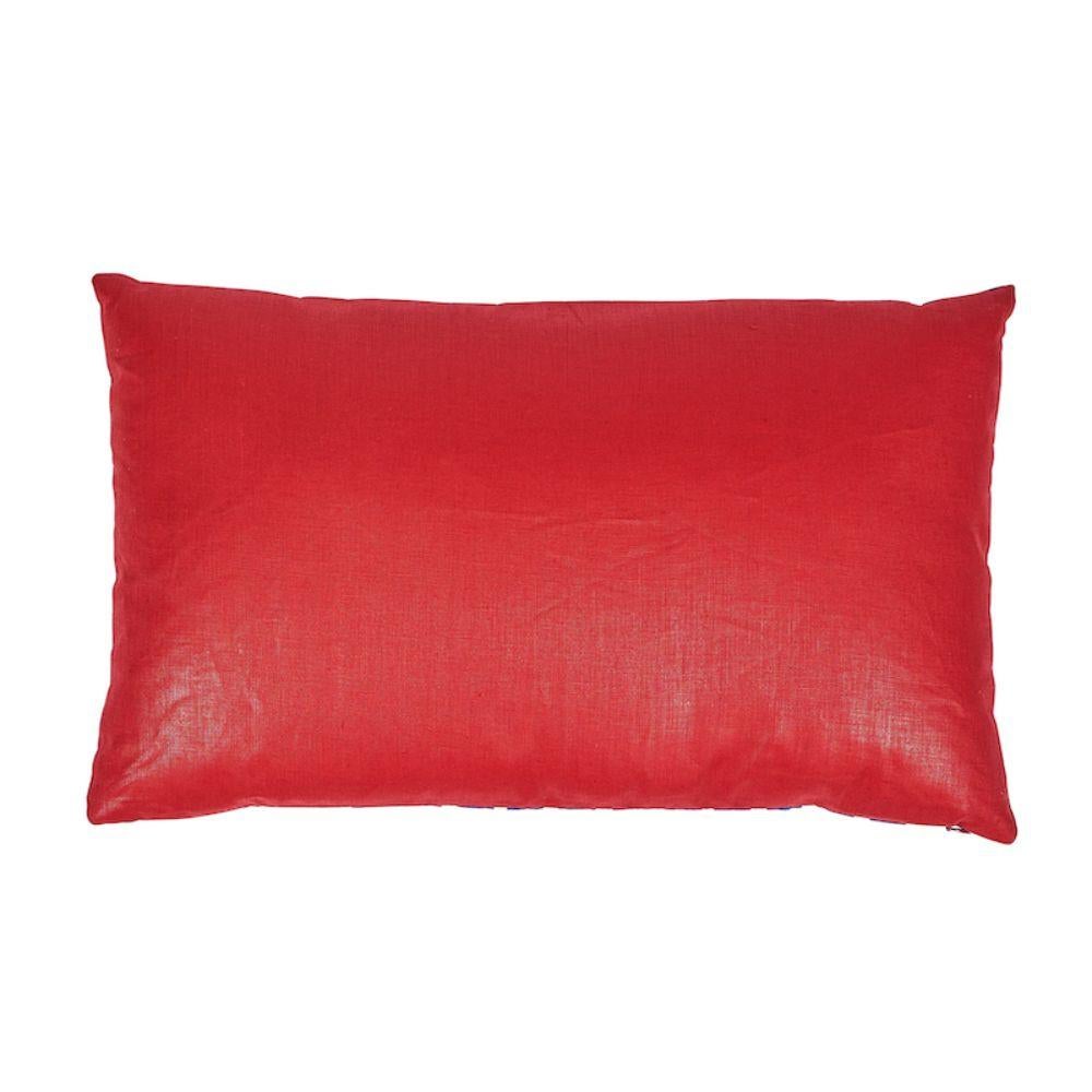 This pillow features Ziggurat with a knife edge finish. Back of pillow is Lange Glazed Linen. Pillow includes a feather/down fill insert and hidden zipper closure.

*If out of stock, lead-time is 15-20 business days approximately.