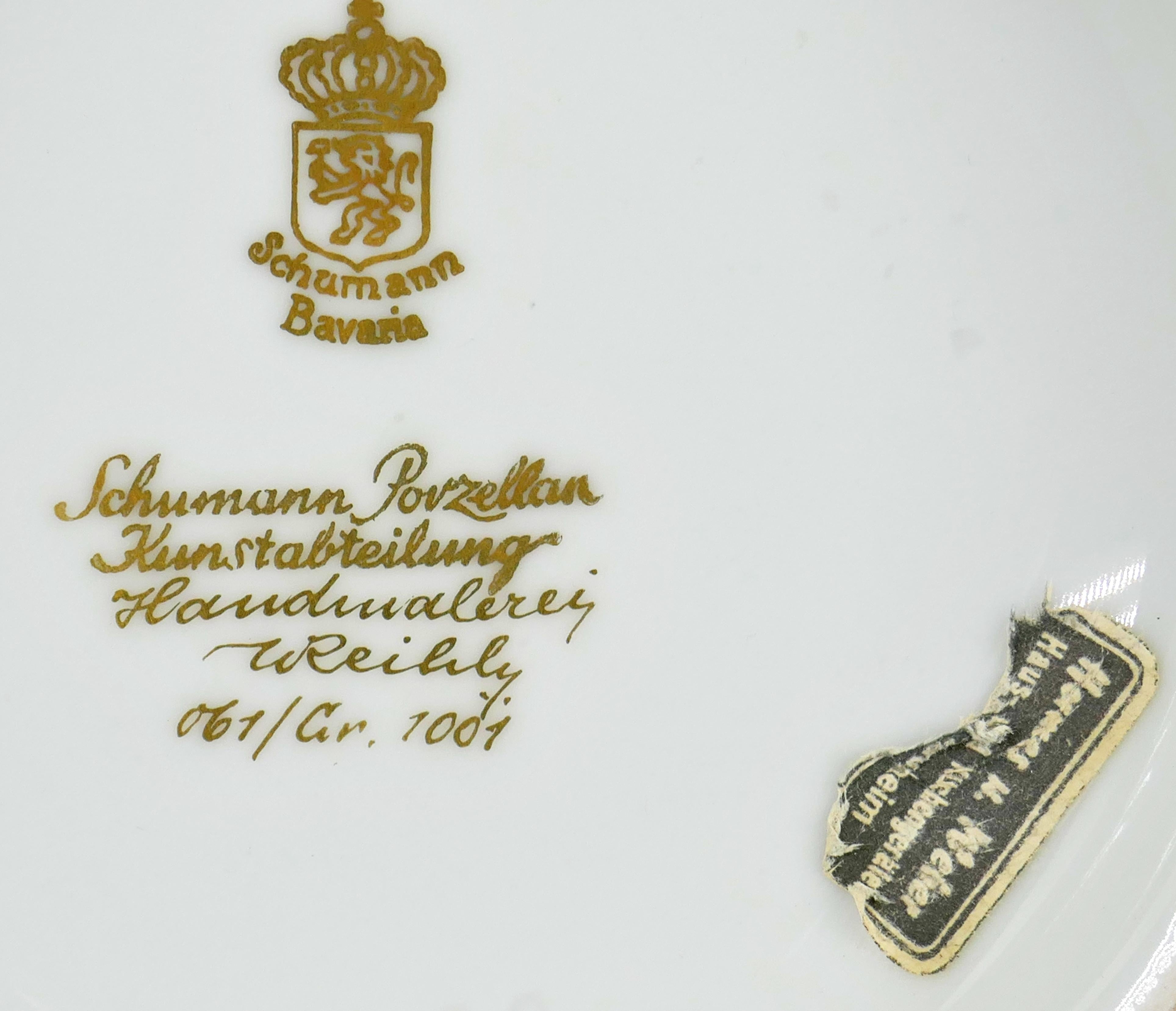 Schumann Bavaria Vaso grande con scena di neve Cabine in porcellana dorata di Moriage Tedesco in vendita 4