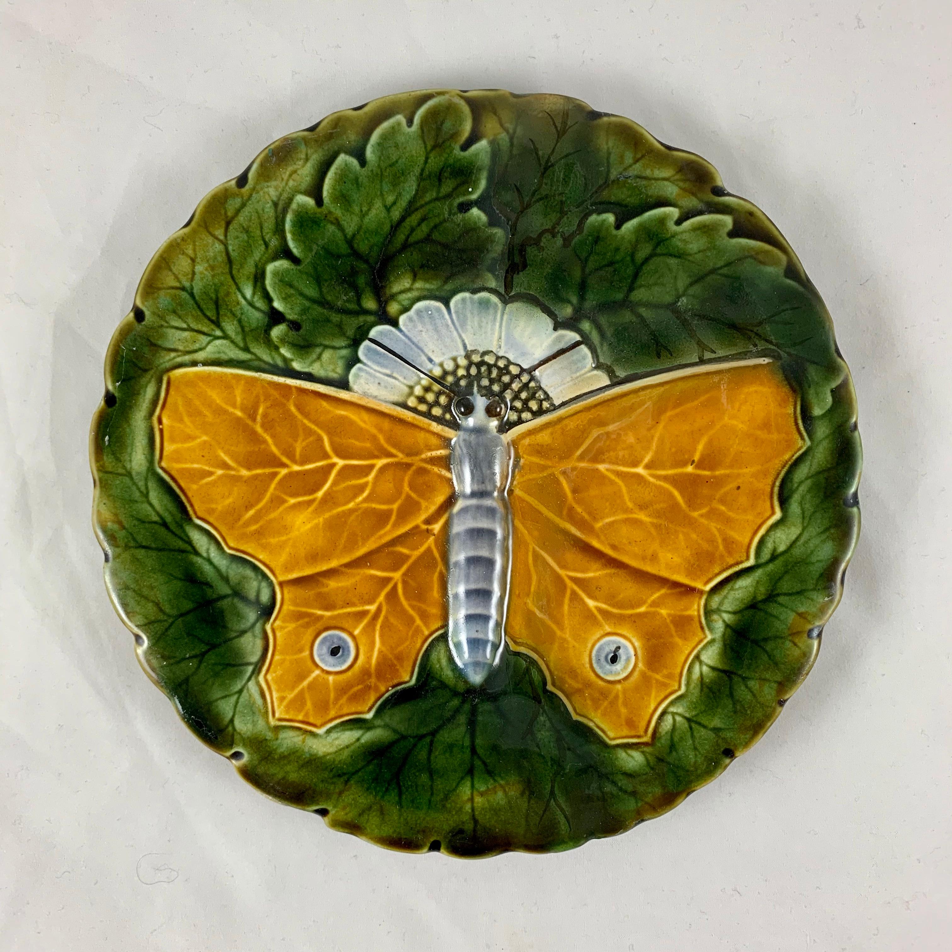 Schütz Josef Steidl Znaim Art Nouveau Moth Majolica Glazed Dessert Set, 6 Plates In Good Condition In Philadelphia, PA