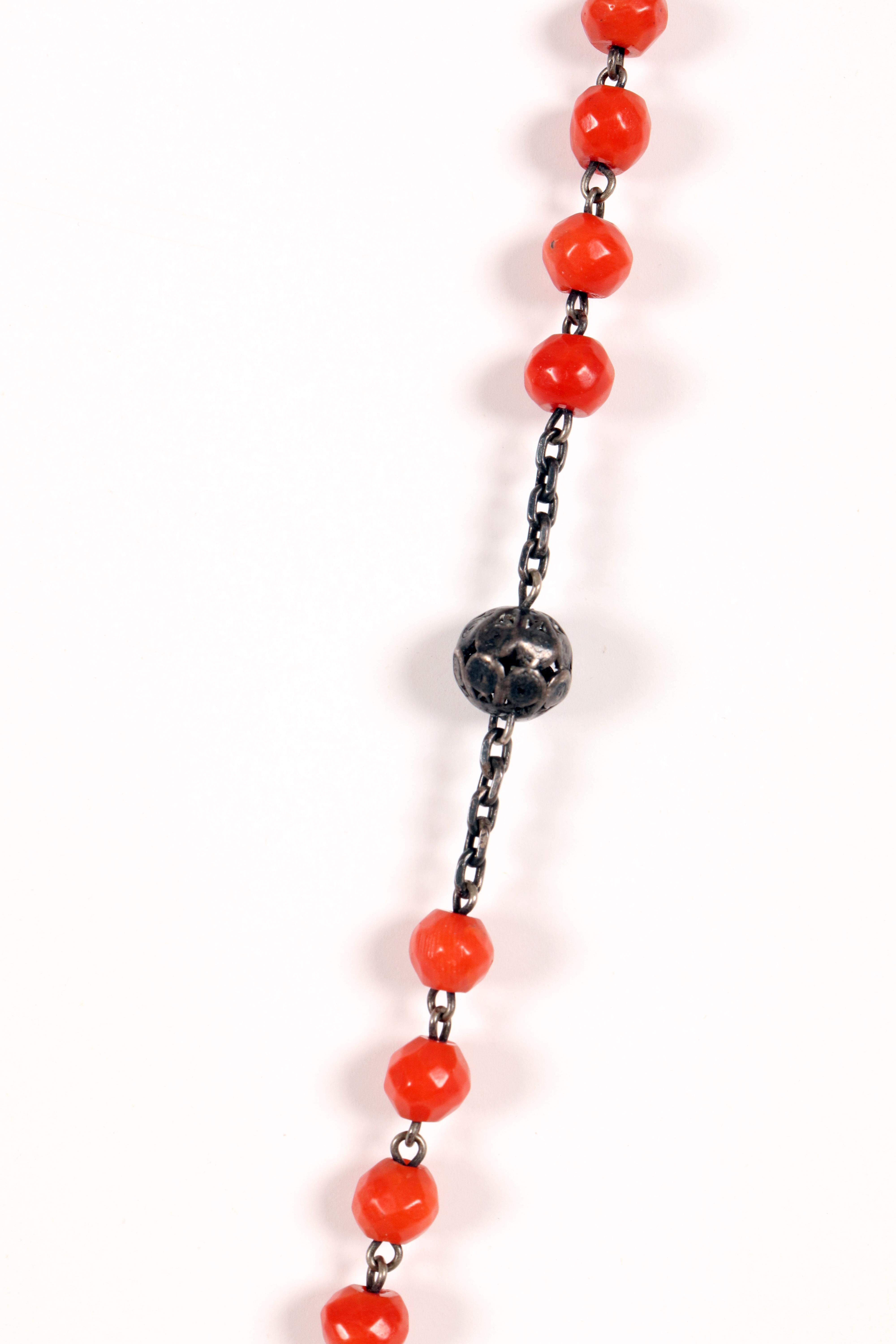 Chapelet en corail et argent de CIRCA, Italie, vers 1870. en vente 1