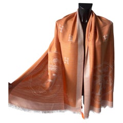 Hermès cashmere and silk scarf like new