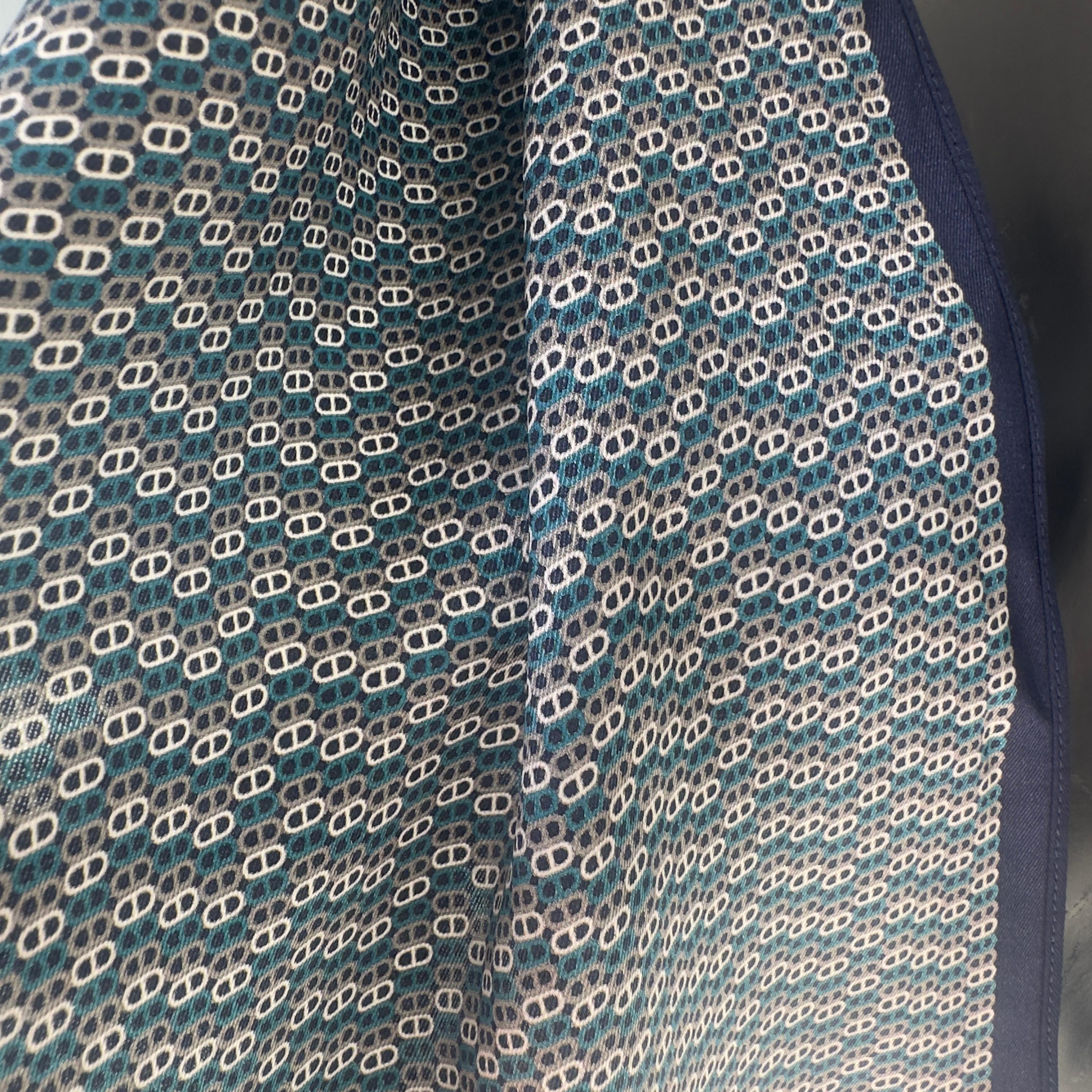Nuevo pañuelo de seda Hermès en Nuevo estado para la venta en Basaluzzo, IT