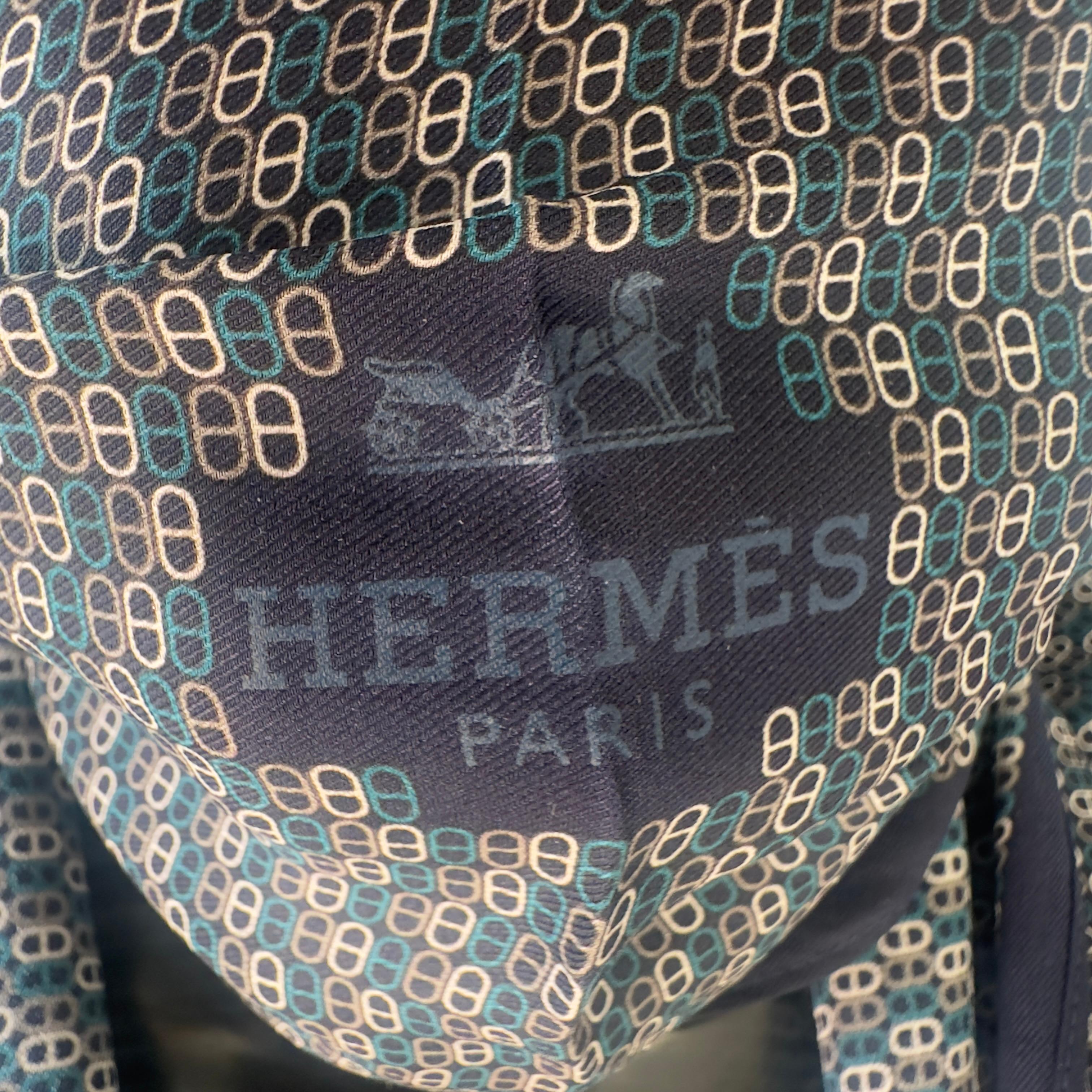 Femenino o masculino Nuevo pañuelo de seda Hermès en venta