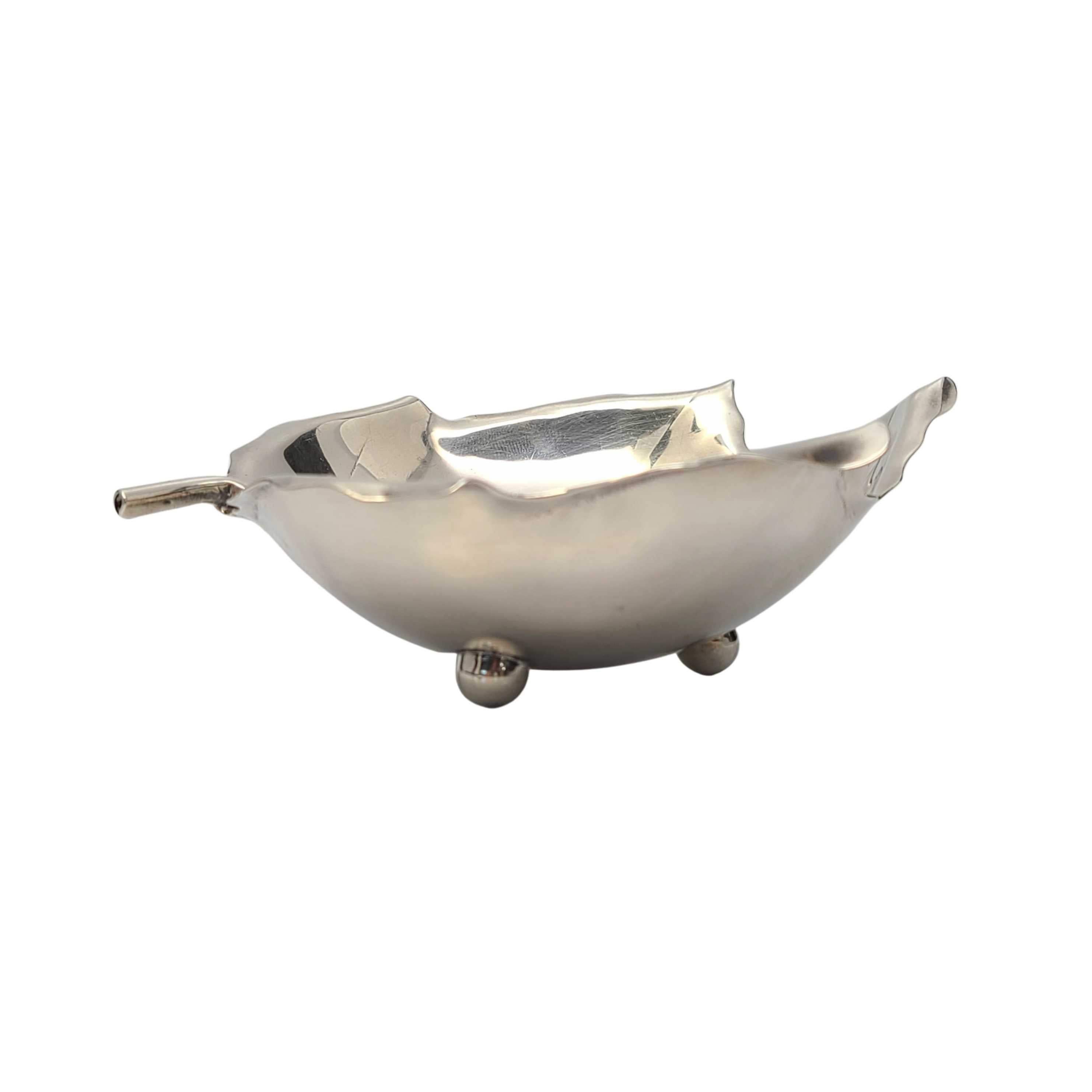 Sciarrotta Handmade Sterling Silver 15 Small Leaf Dish In Good Condition In Washington Depot, CT