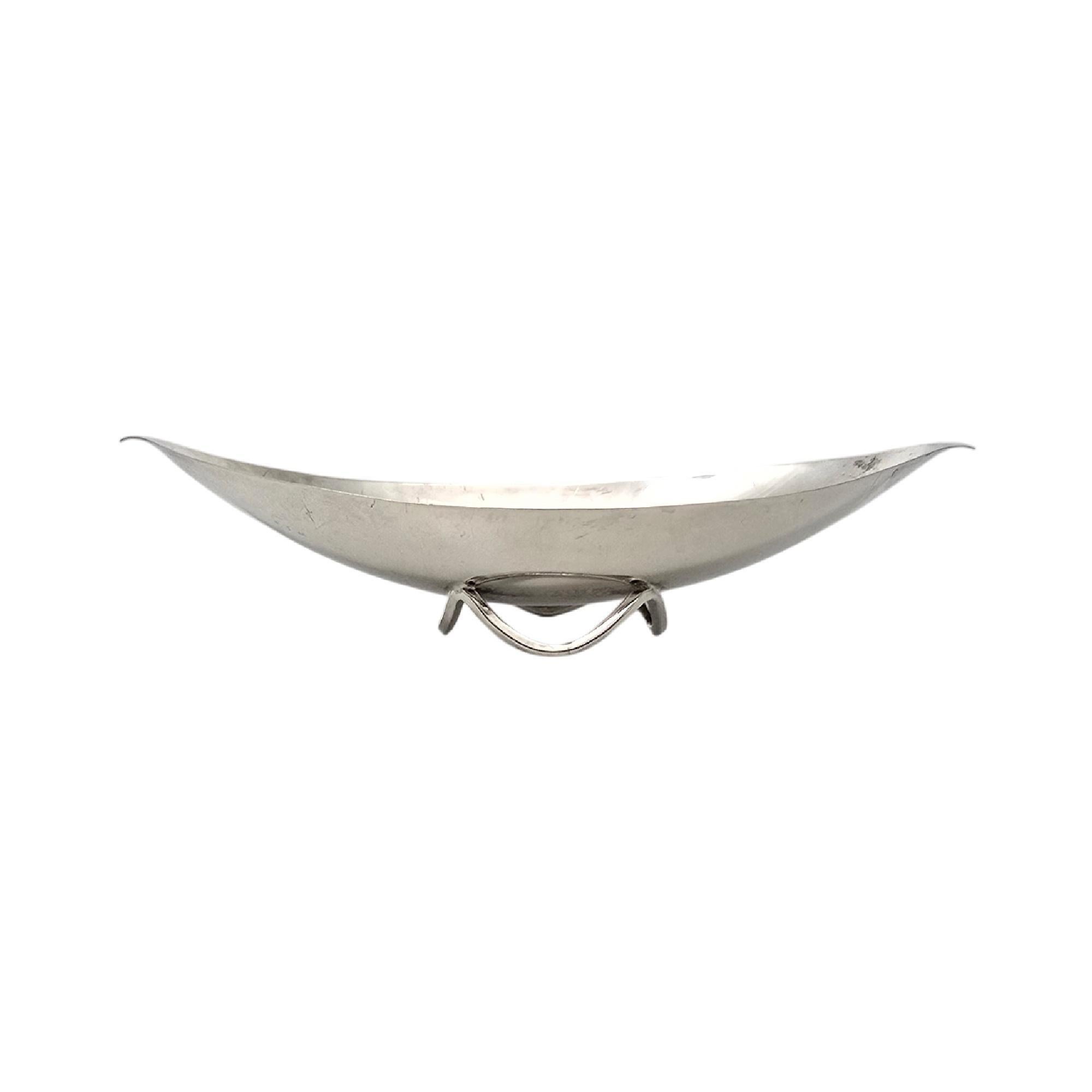 Sciarrotta Sterling Silver Mid-Century Modernist Oblong Footed Dish 94S #19429 In Good Condition For Sale In Washington Depot, CT