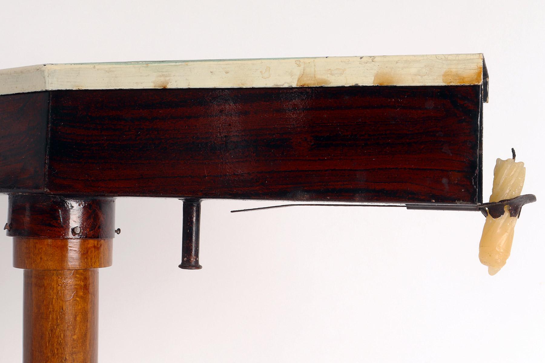 Scientific tool for demonstrating the refraction of light, Italy 1920. In Good Condition For Sale In Milan, IT