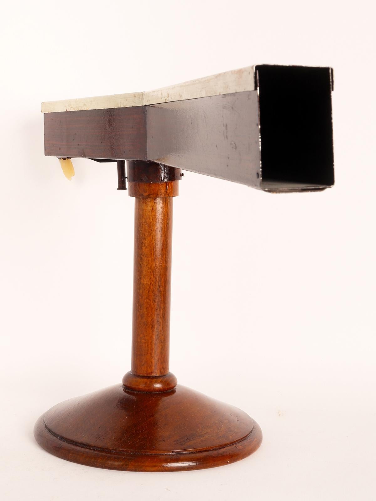 Metal Scientific tool for demonstrating the refraction of light, Italy 1920. For Sale
