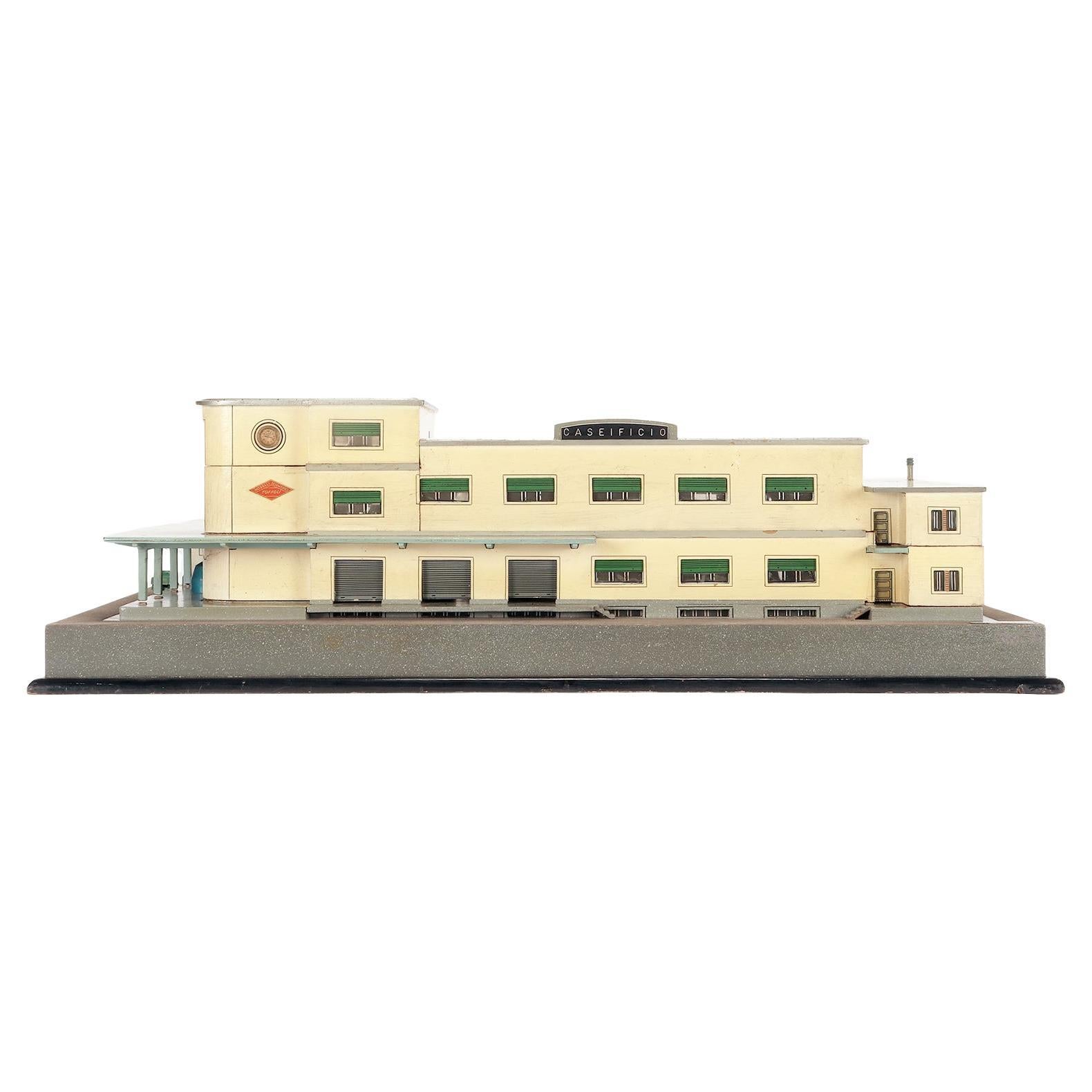Scientific wooden model of the architecture of a dairy farm, Italy of the 40s