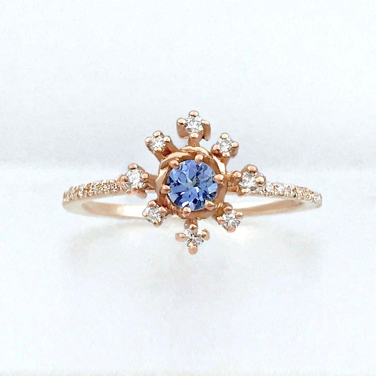 For Sale:  Scilla Dee Blue Sapphire and Diamond Star Ring 18 Karat 10
