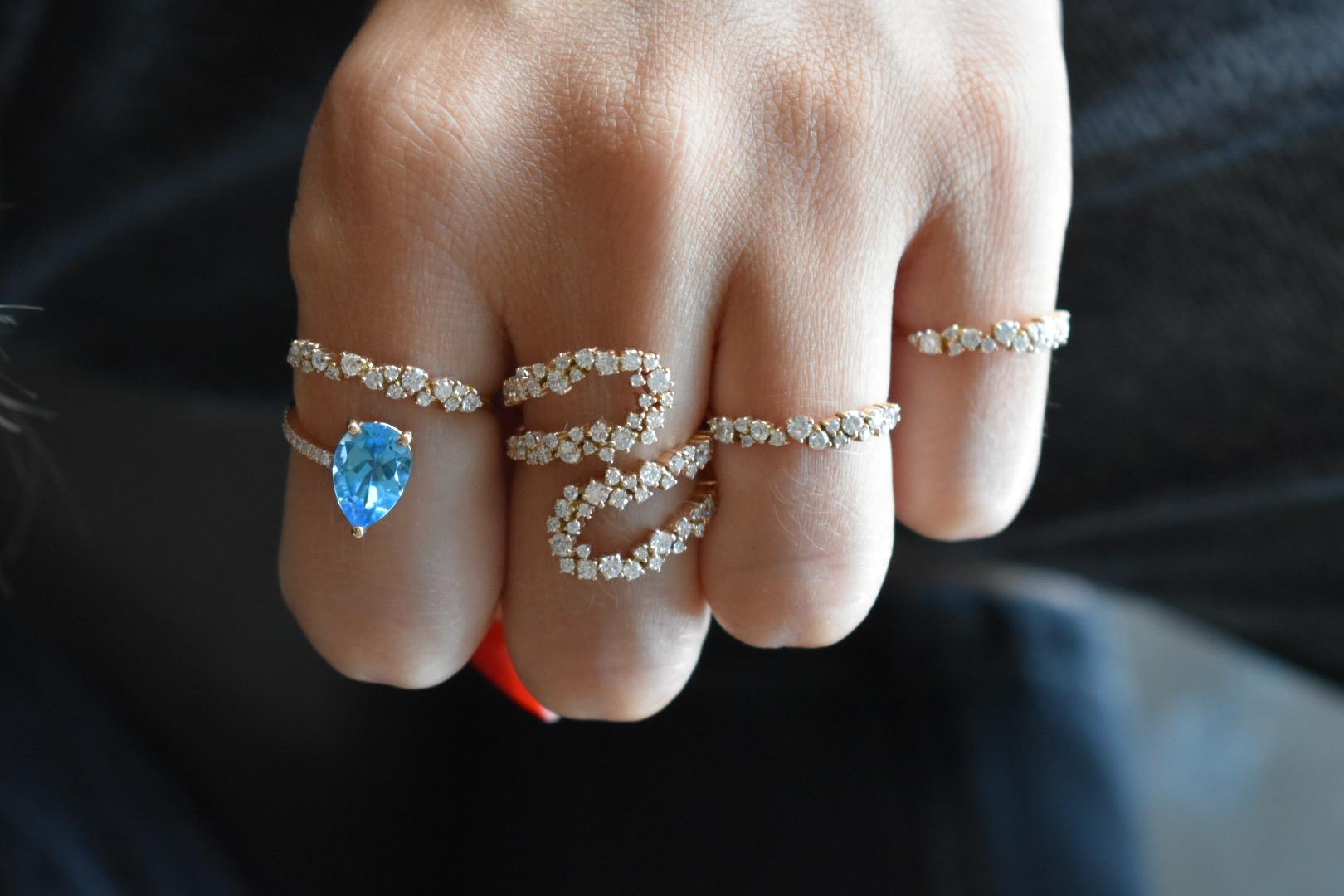 For Sale:  Scintilla Sparkling Diamond Ring by Joanna Achkar  4