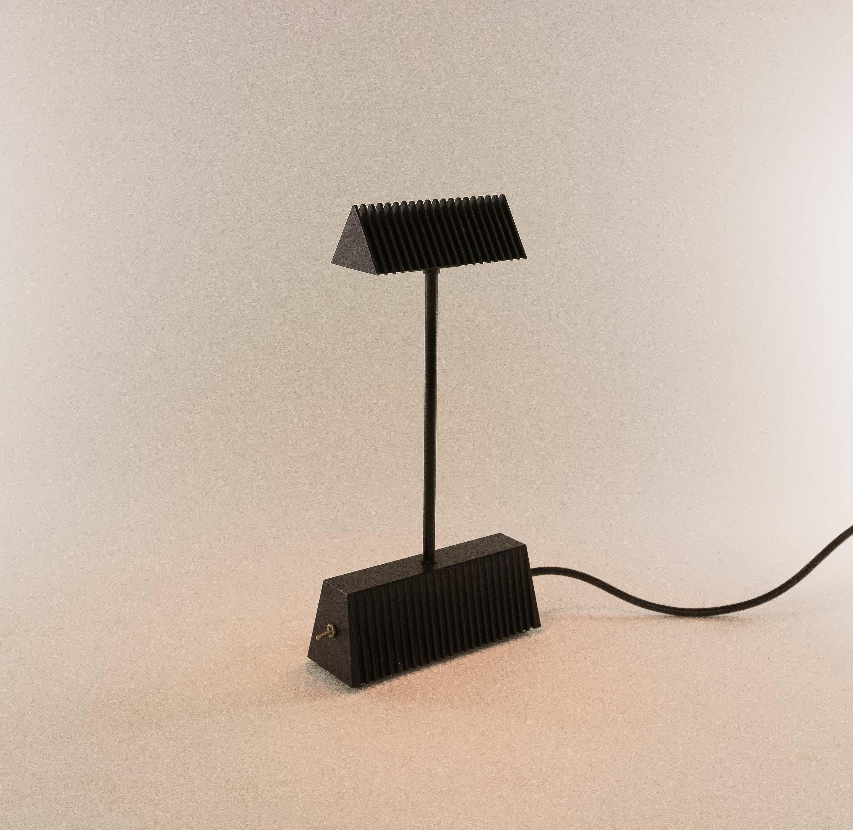 Black Scintilla Table Lamp by Piero Castiglioni for Fontana Arte, 1980s For Sale 1