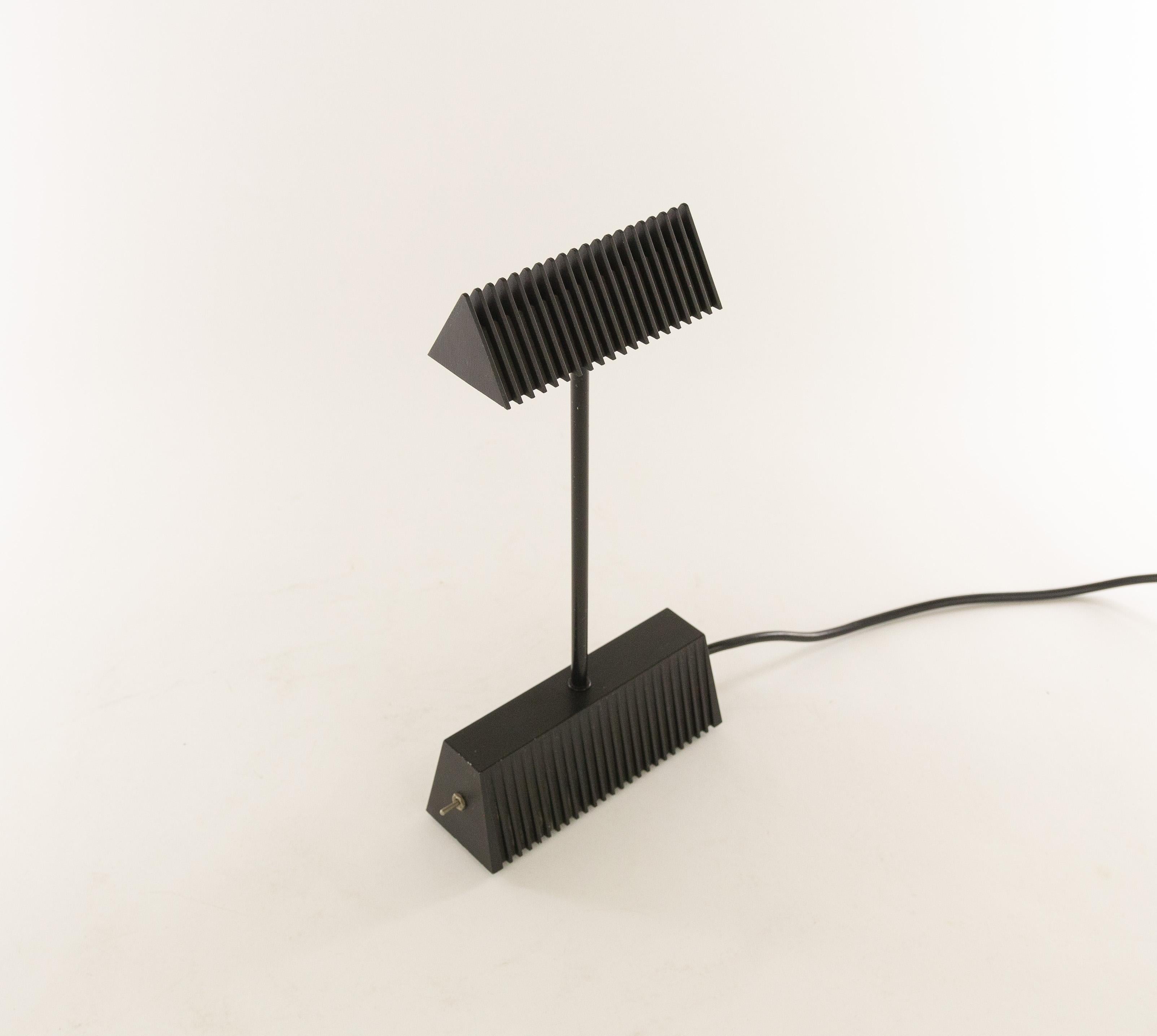 Late 20th Century Black Scintilla Table Lamp by Piero Castiglioni for Fontana Arte, 1980s For Sale