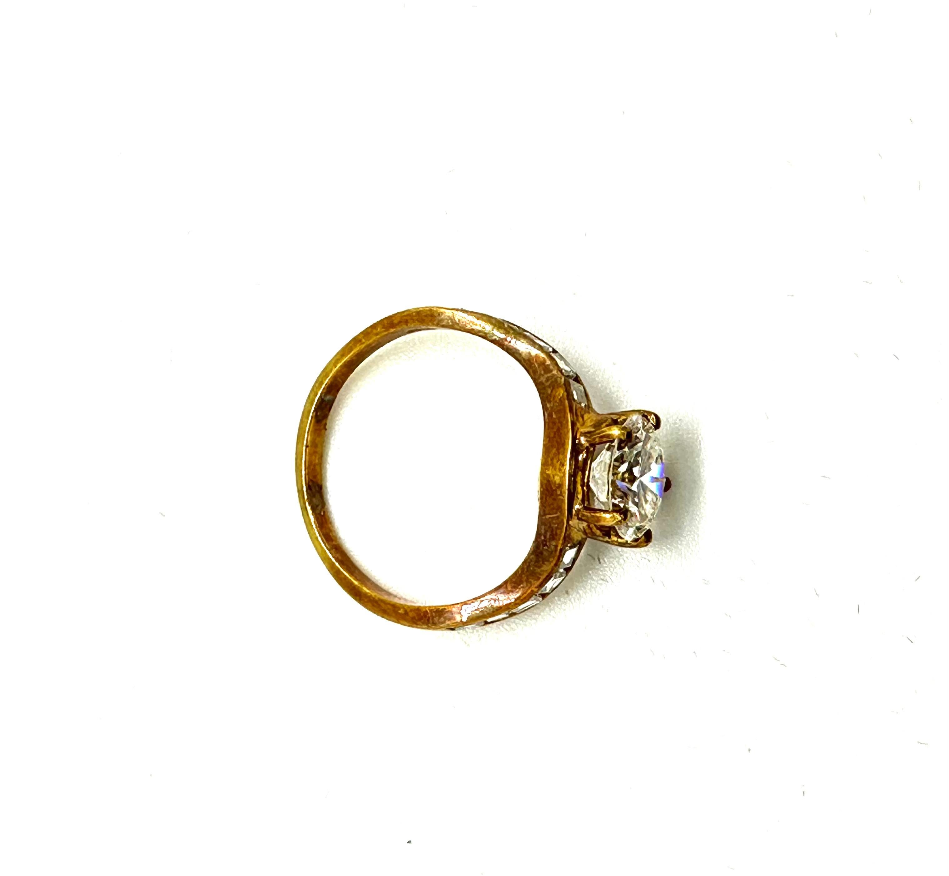 Women's or Men's Sparkling diamond engagement ring ct. 1.69 For Sale