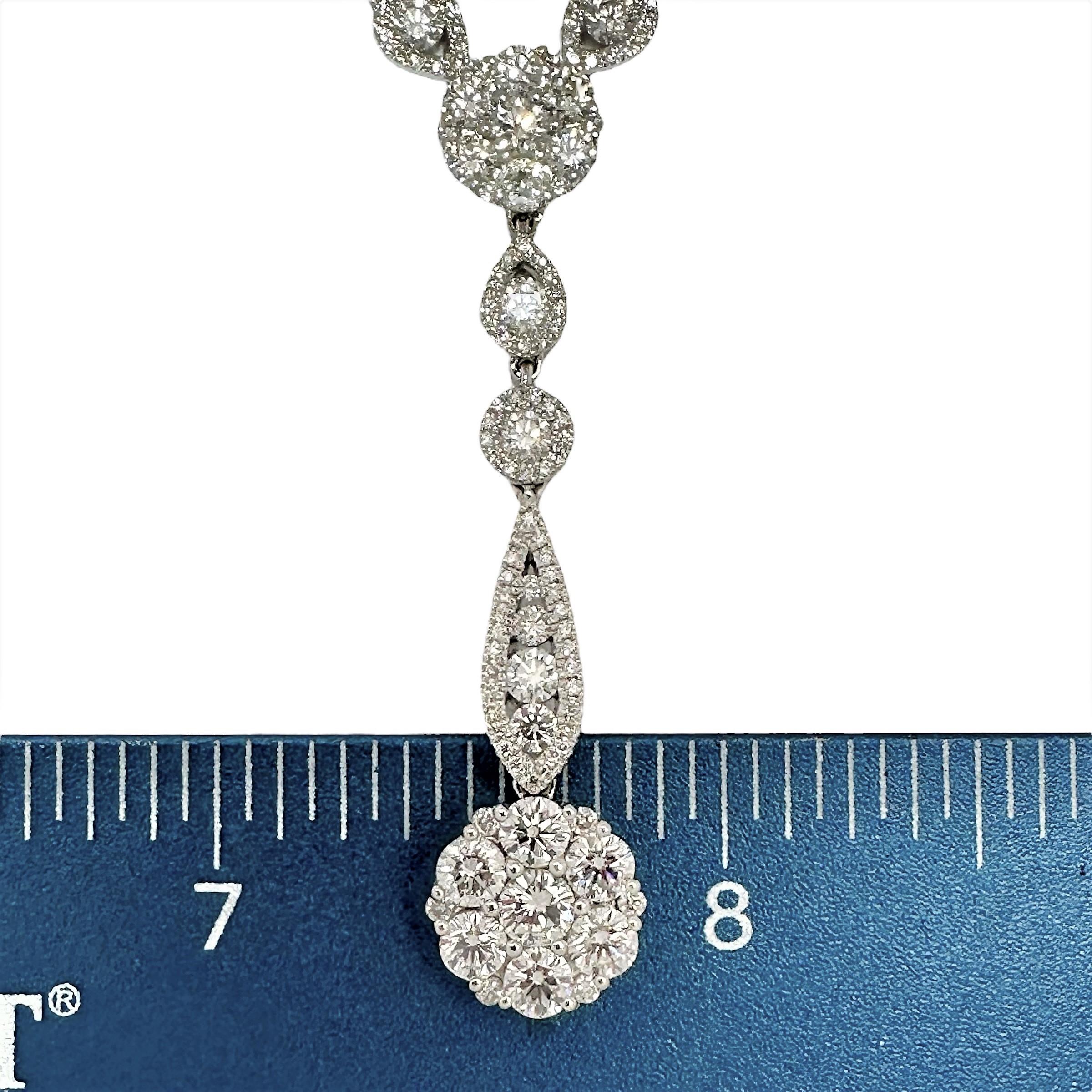 Scintillating Modern 18K White Gold Diamond Fashion Necklace with Drop For Sale 1