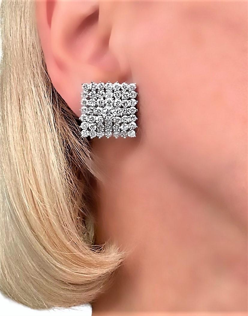 Scintillating Vintage Platinum Tiffany & Co. Diamond Pyramid Earrings For Sale 2