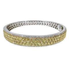 Brillante Pulsera de Diamantes Amarillos y Blancos en Oro Blanco de 18 K