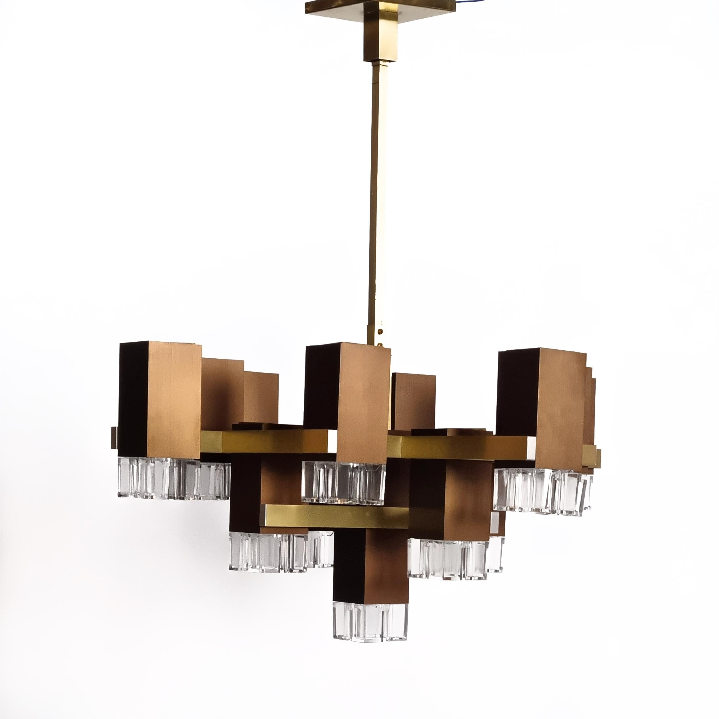 Sciolari 15 Cubic Chandelier, Italia, 1970s In Good Condition In Hilversum, NL