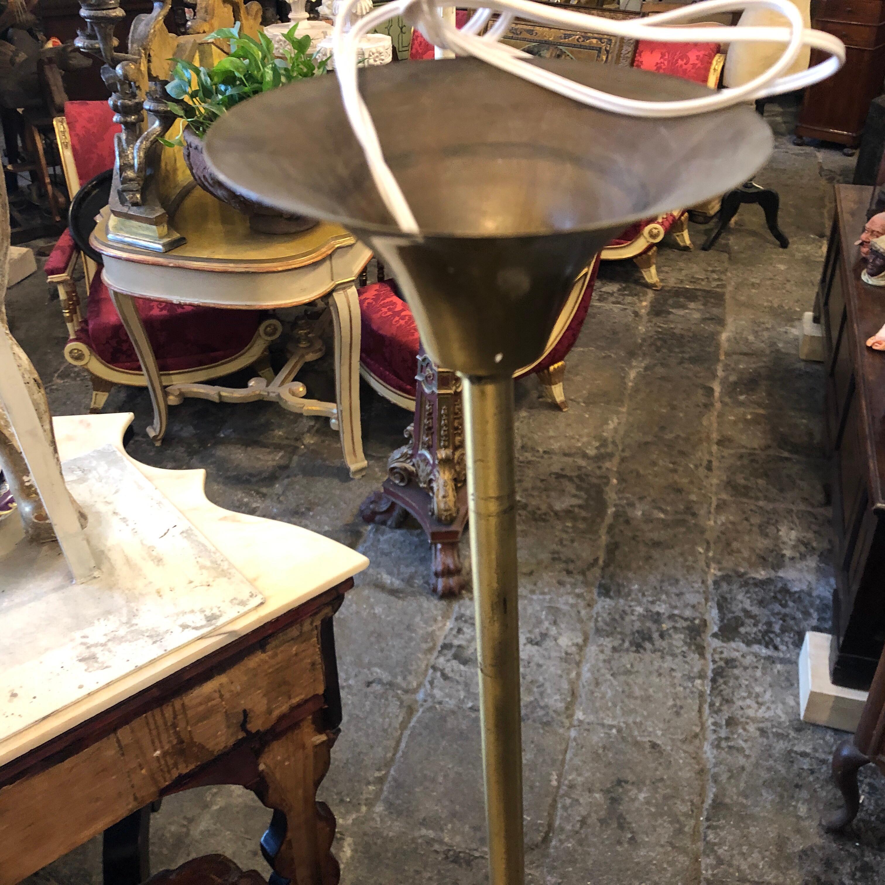 Sciolari Attributed Mid-Century Modern Solid Brass Italian Chandelier circa 1960 6