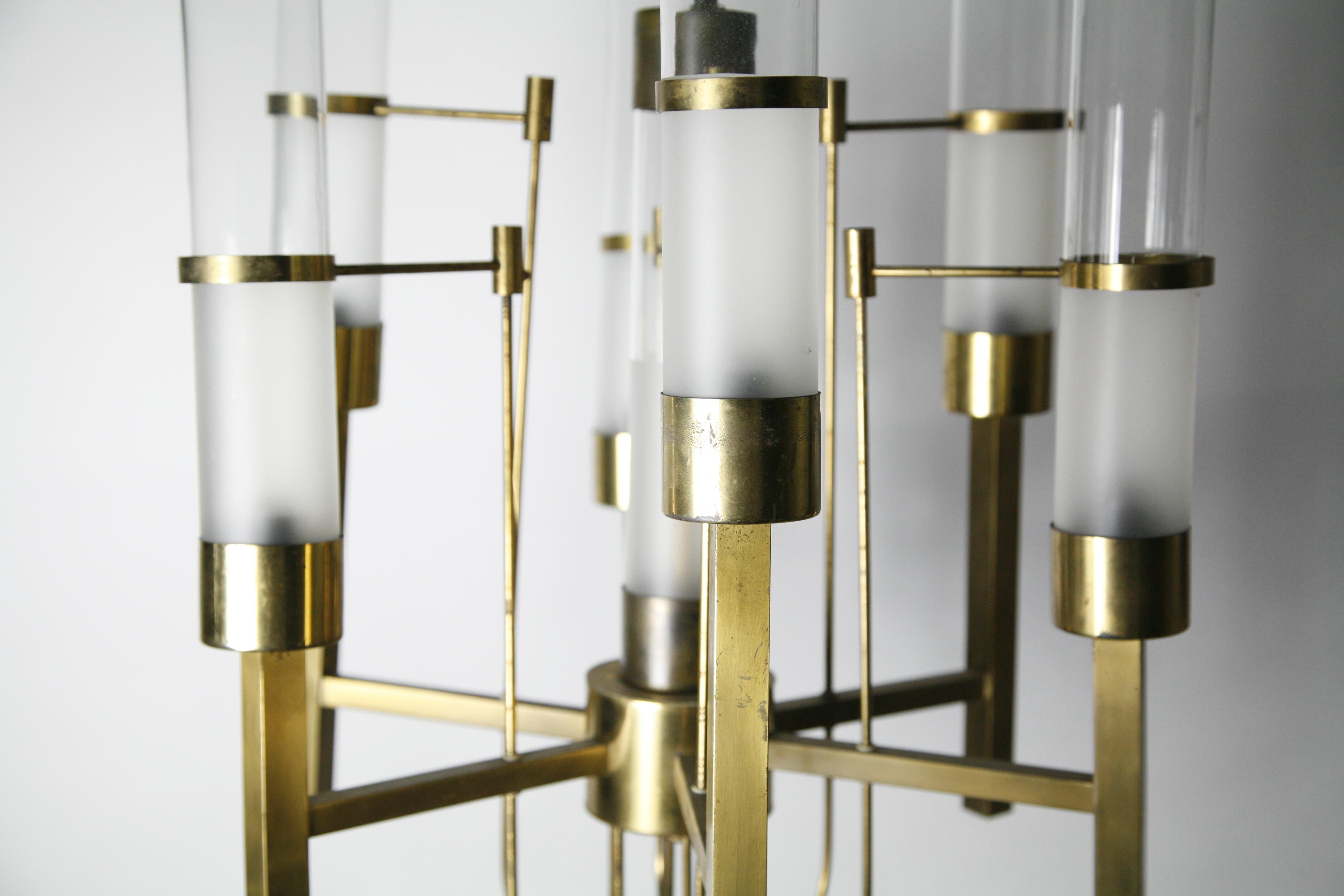 Mid-Century Modern Sciolari Chandelier Brass with Long Frosted/Clear Glass, Stilnovo, Italy, 1960 For Sale