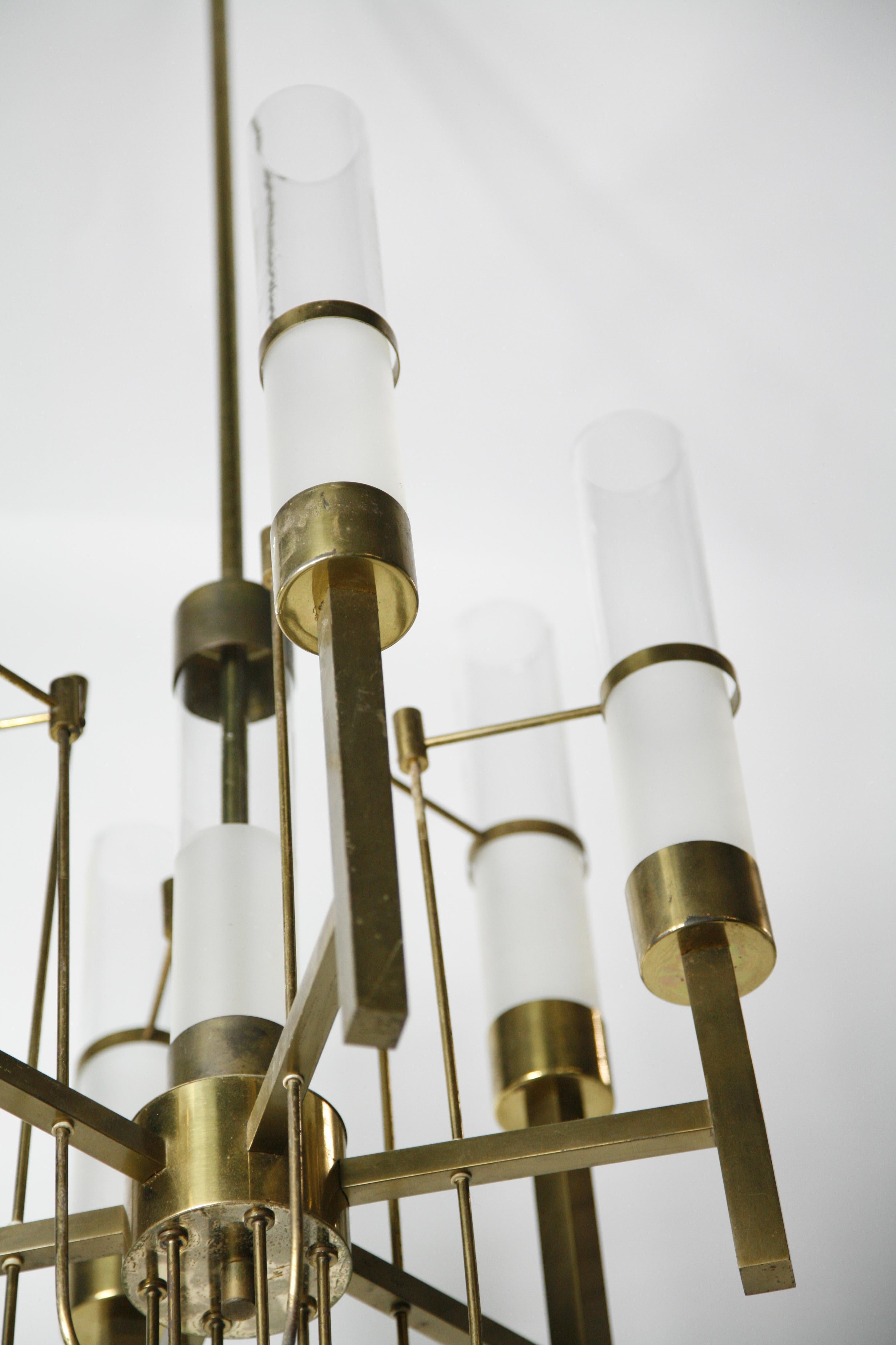 20th Century Sciolari Chandelier Brass with Long Frosted/Clear Glass, Stilnovo, Italy, 1960 For Sale
