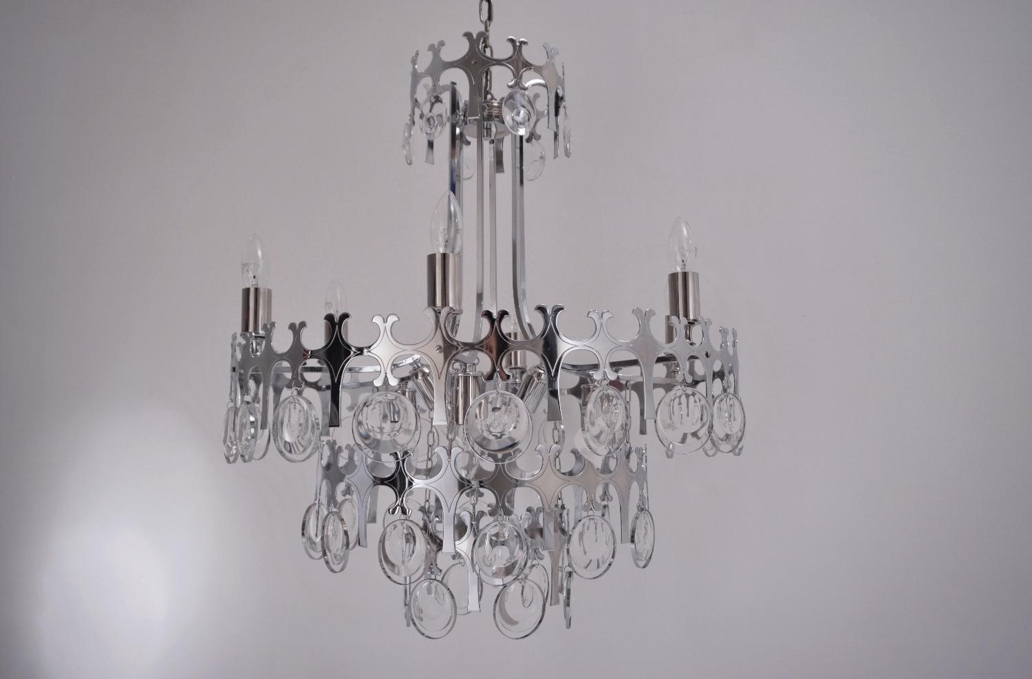 Sciolari chandelier `Ovali` 12 lights, chrome with crystals, circa 1970s  For Sale 5