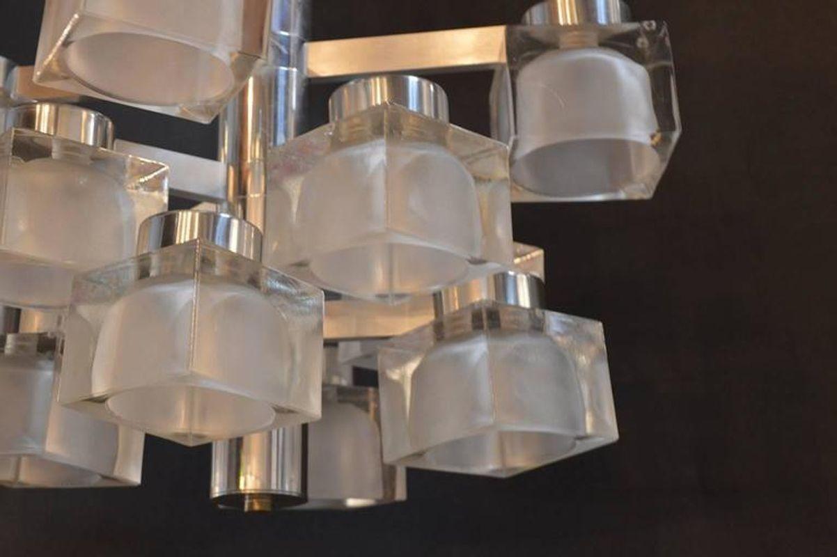 Italian Sciolari Chrome and Frosted Glass Chandelier For Sale