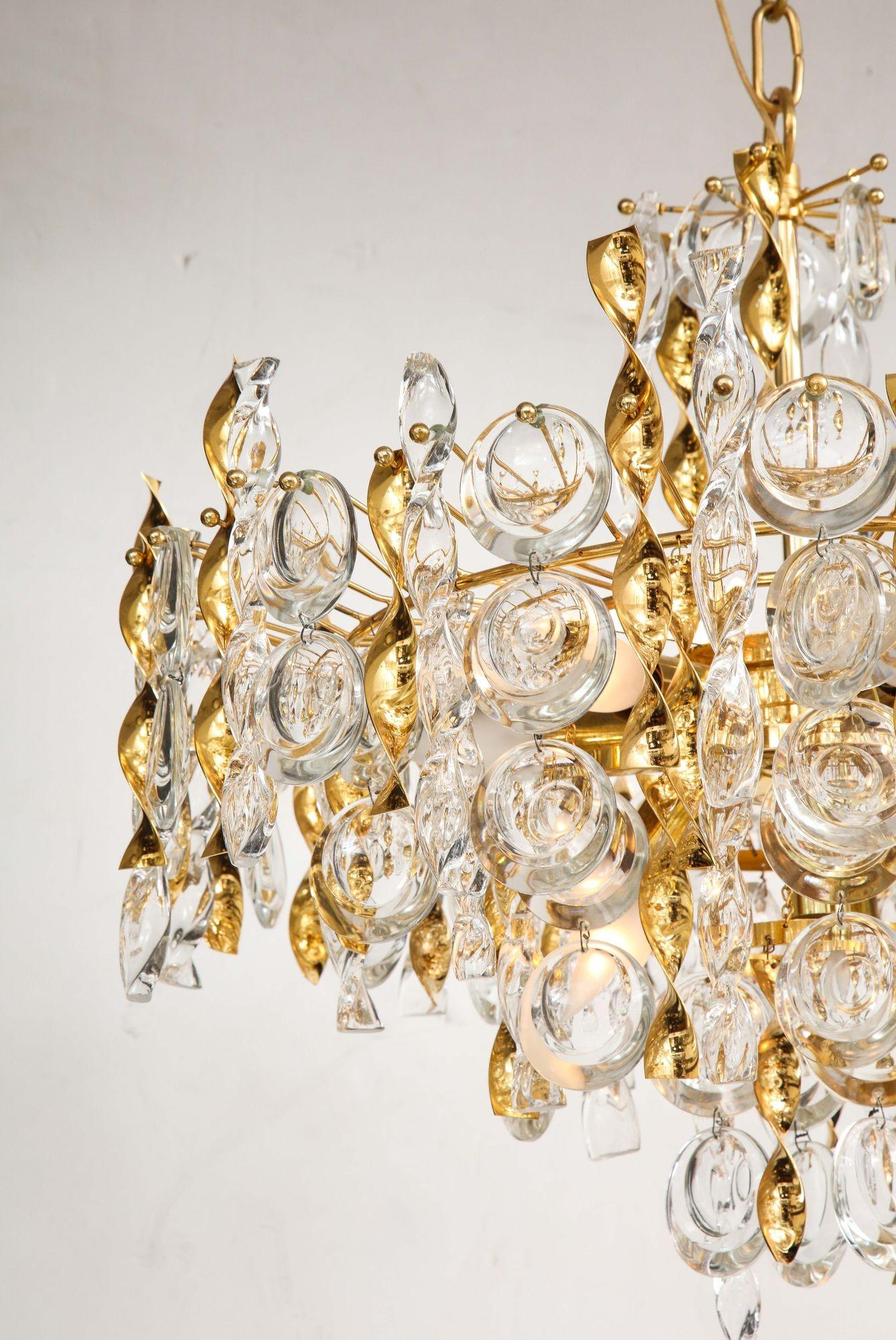 Italian Sciolari Crystal Disc Pendant Chandelier with Glass and Brass Gold Twists For Sale