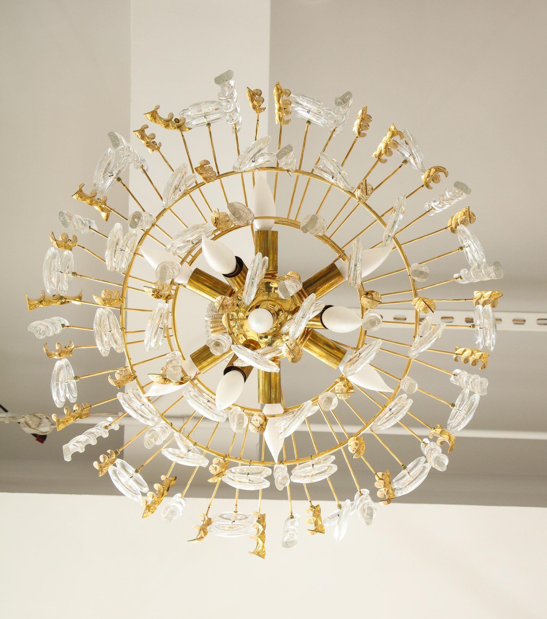 Sciolari Crystal Disc Pendant Chandelier with Glass and Brass Gold Twists For Sale 2