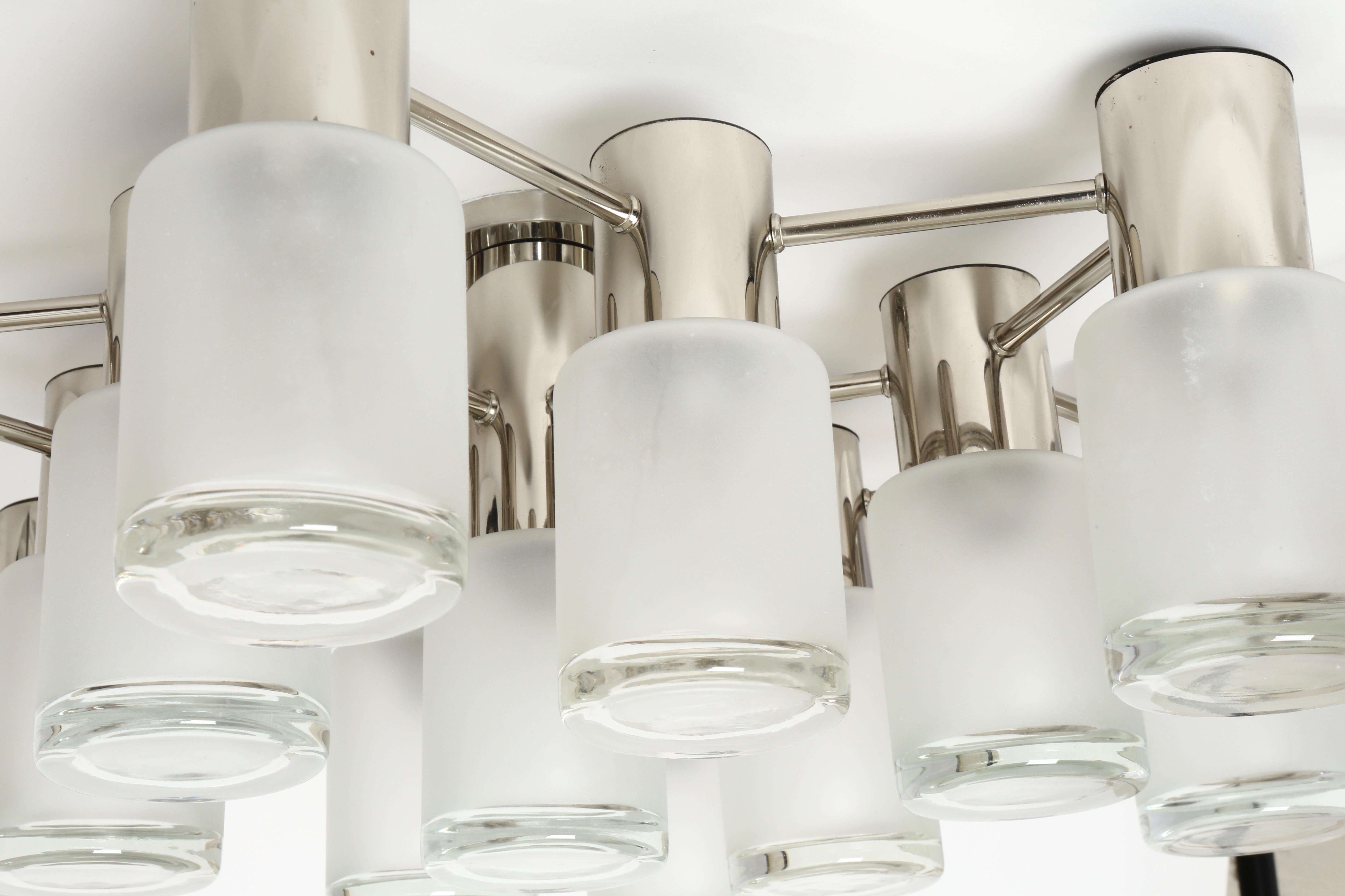 Milieu du XXe siècle Sciolari Flush Mount by Leola in Chrome, Italie circa 1960s en vente