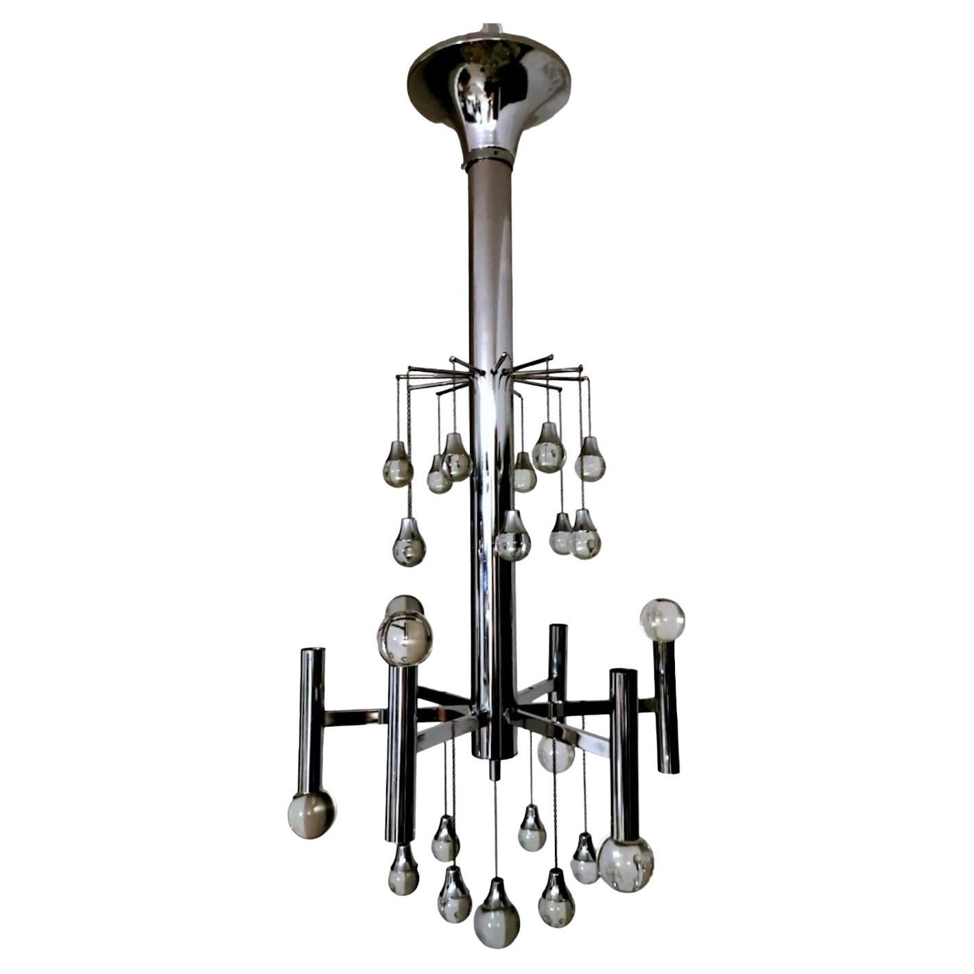 Sciolari Gaetano Italian Space Age Style Chandelier In Chrome-Plated Brass  For Sale