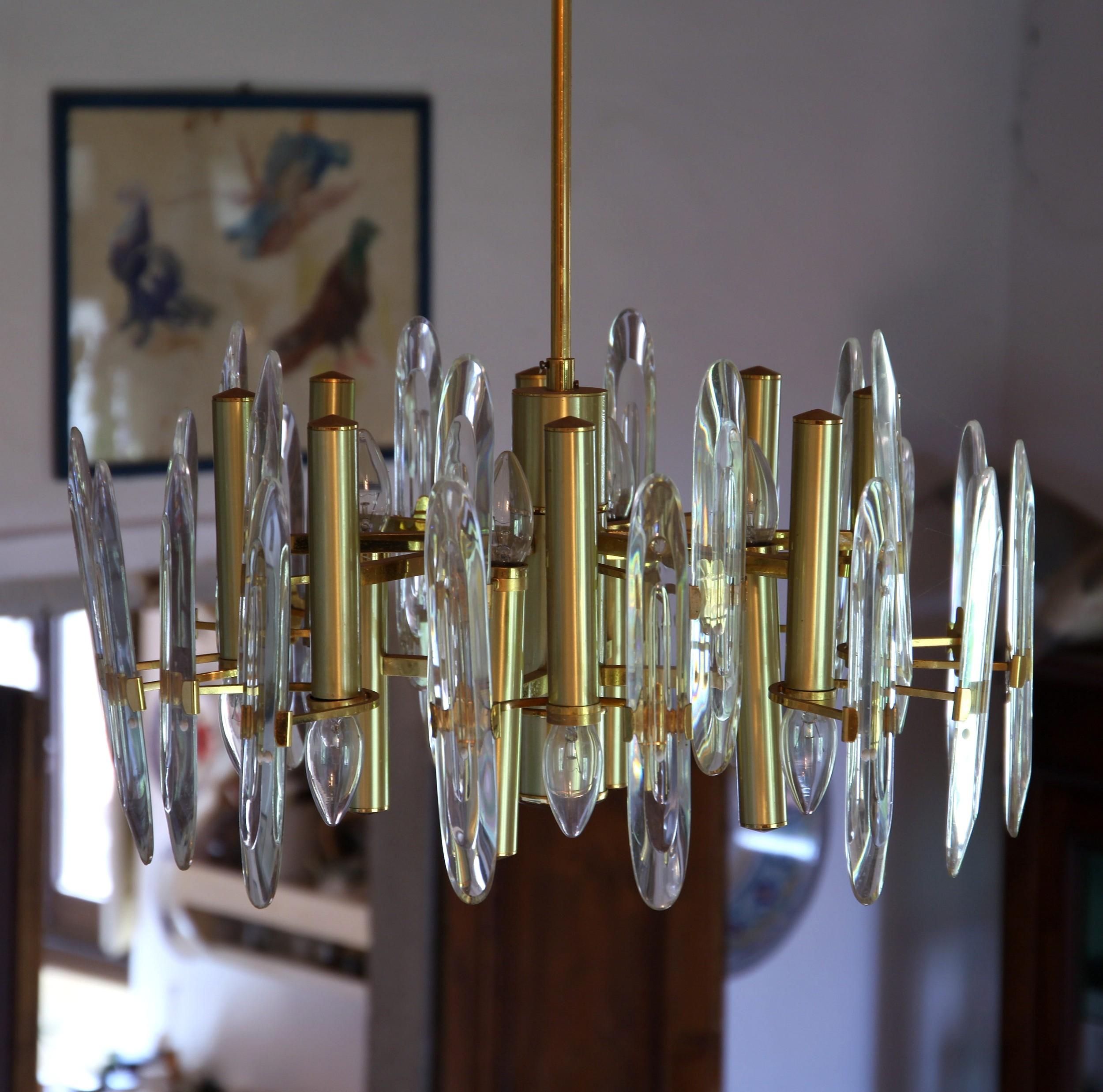 Placcato oro Sciolari Gold Brass Led Crystal Mid-Century Chandelier 12 Lights Stilkronen, anni '70 in vendita